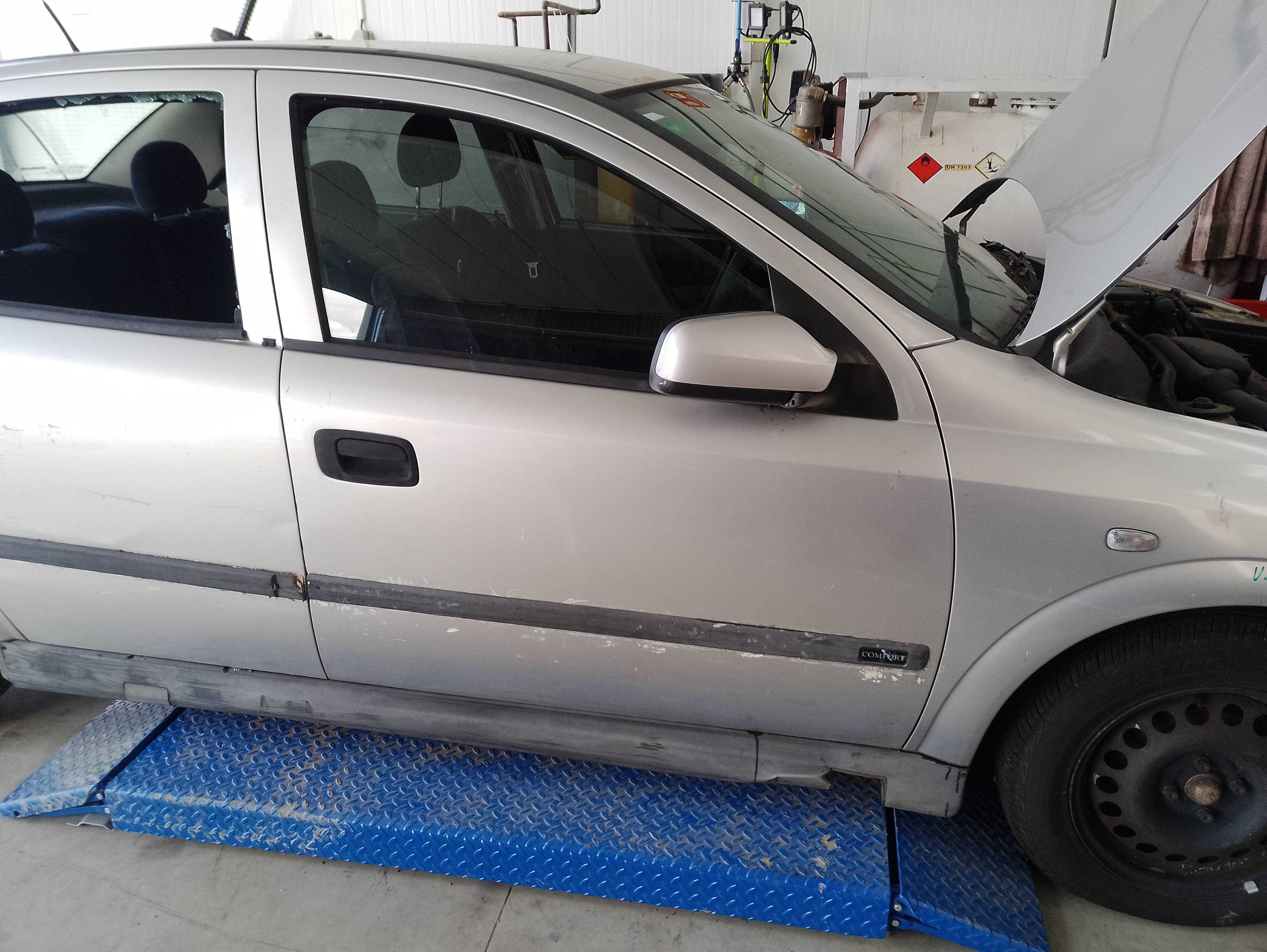Recambio de puerta delantera derecha para opel astra g berlina comfort referencia OEM IAM   