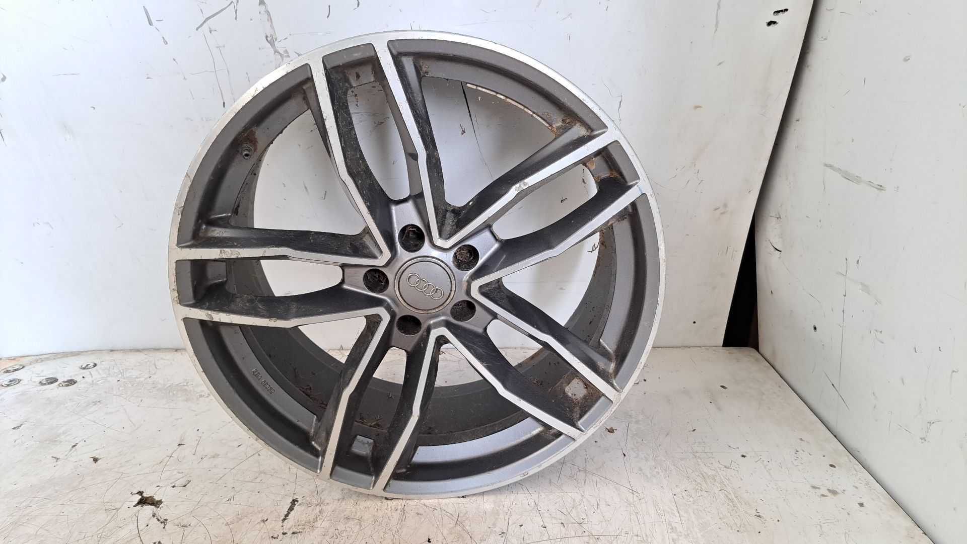 Recambio de llanta para audi a5 coupe (8t) 3.0 v6 24v tdi referencia OEM IAM r20  