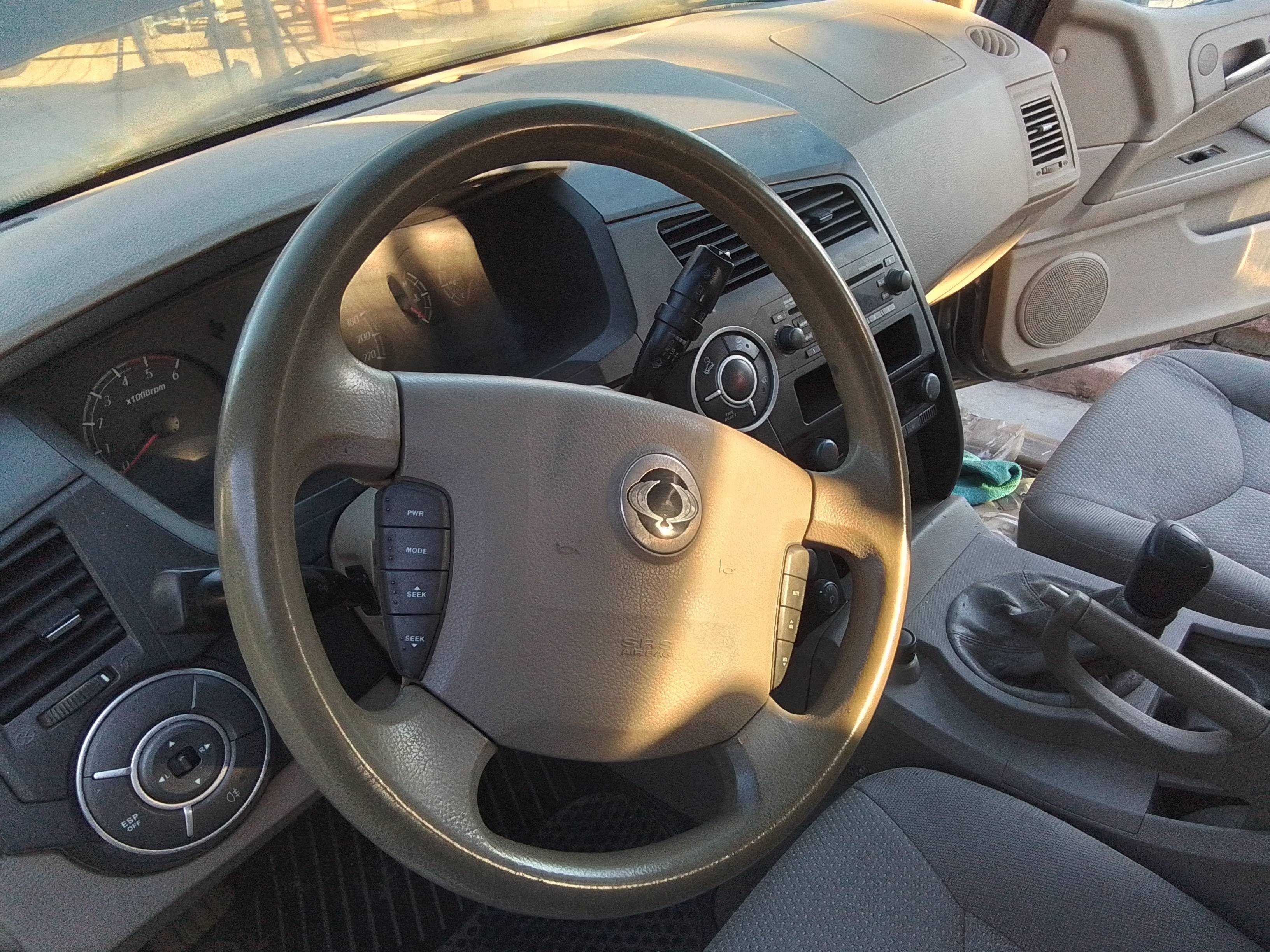 Recambio de volante para ssangyong kyron 200 xdi limited referencia OEM IAM   
