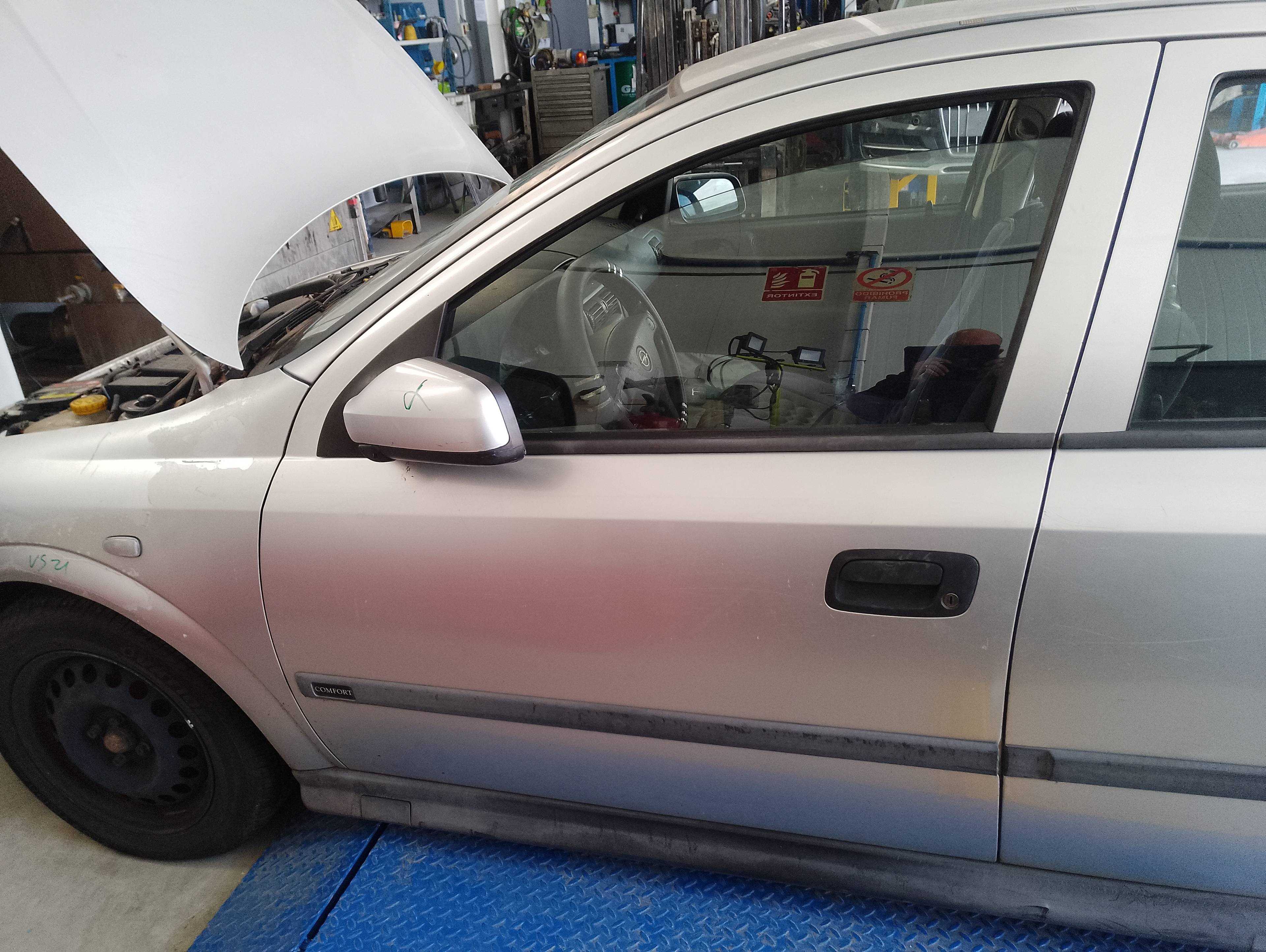 Recambio de puerta delantera izquierda para opel astra g berlina comfort referencia OEM IAM   