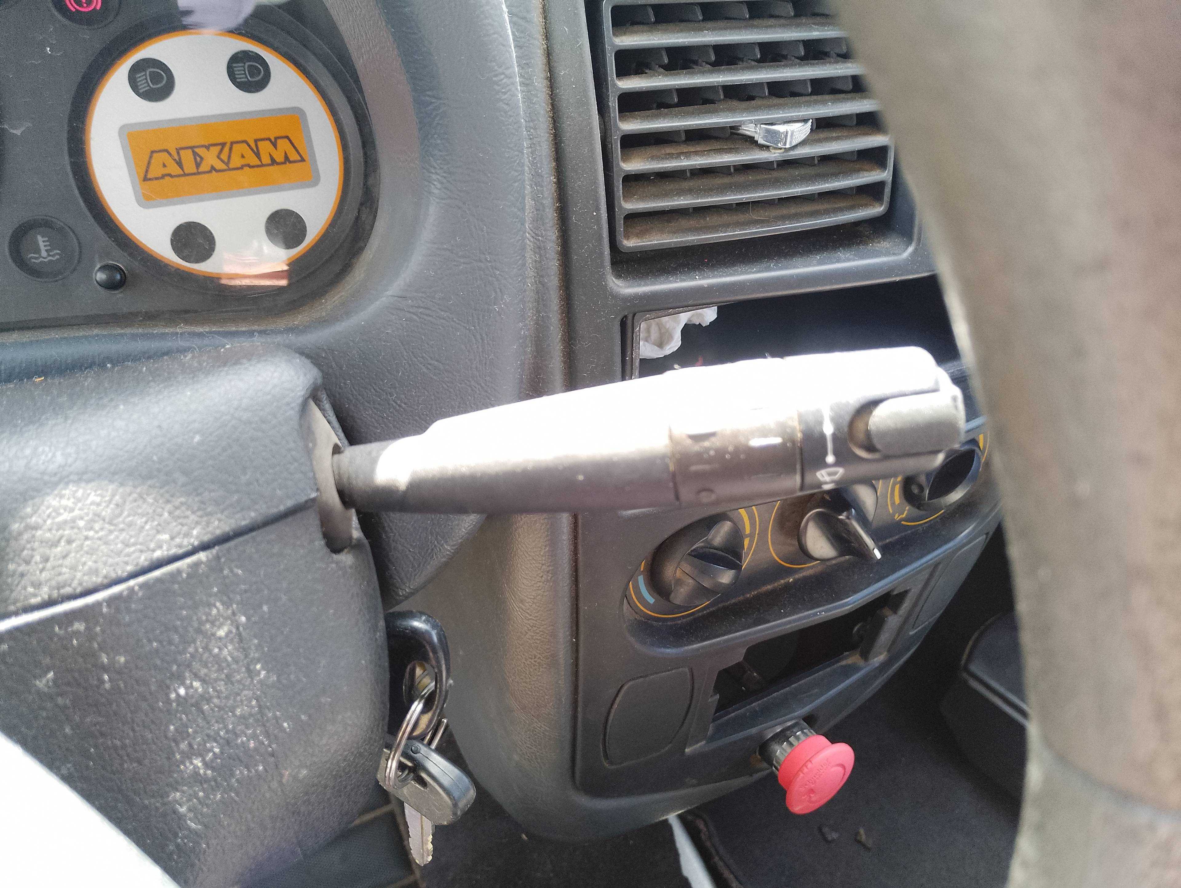 Recambio de mando limpia para aixam a721 referencia OEM IAM   