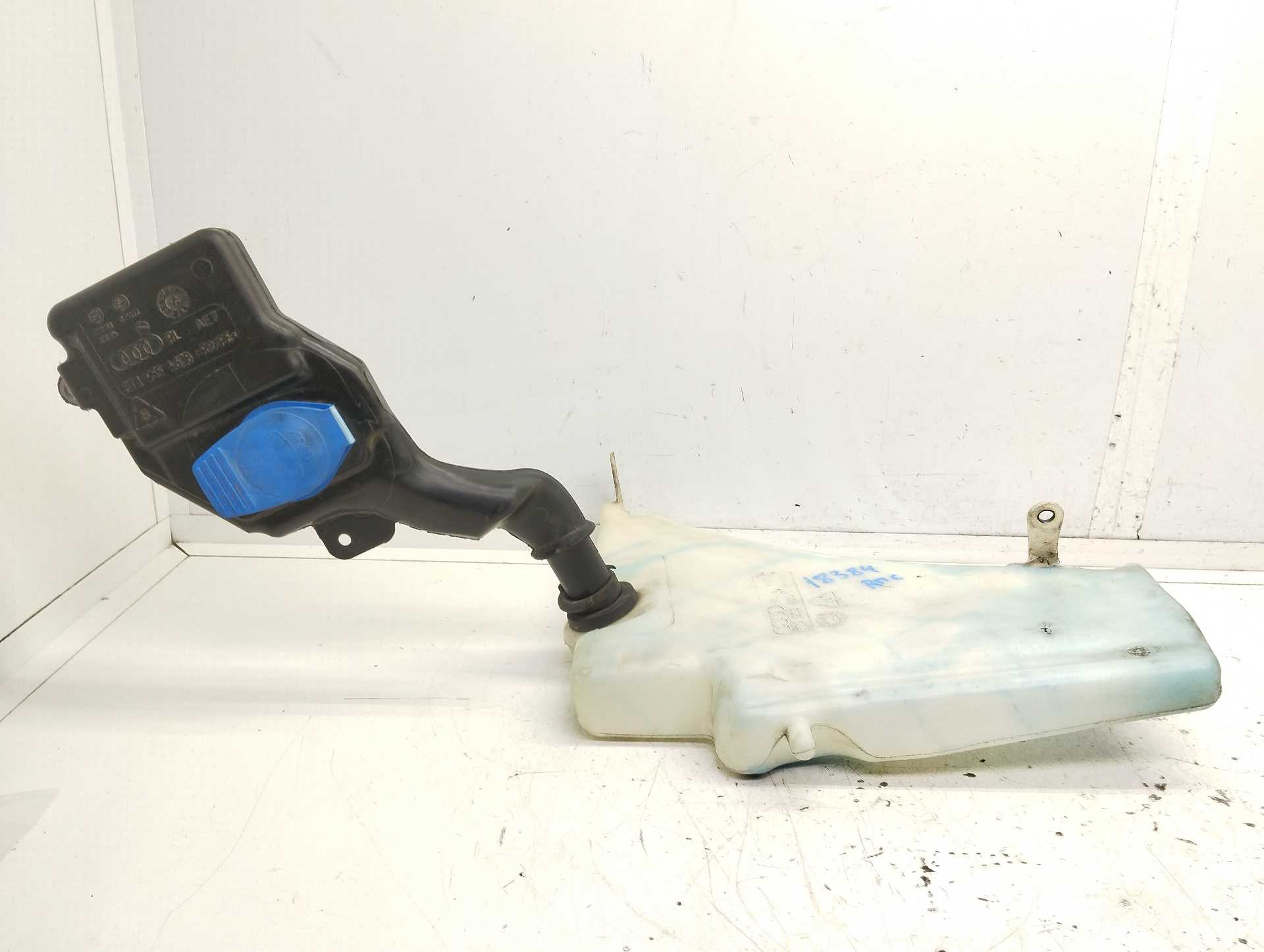 Recambio de deposito limpia para audi a5 coupe (8t) 3.0 v6 24v tdi referencia OEM IAM 8T0955453C 8T19554638 