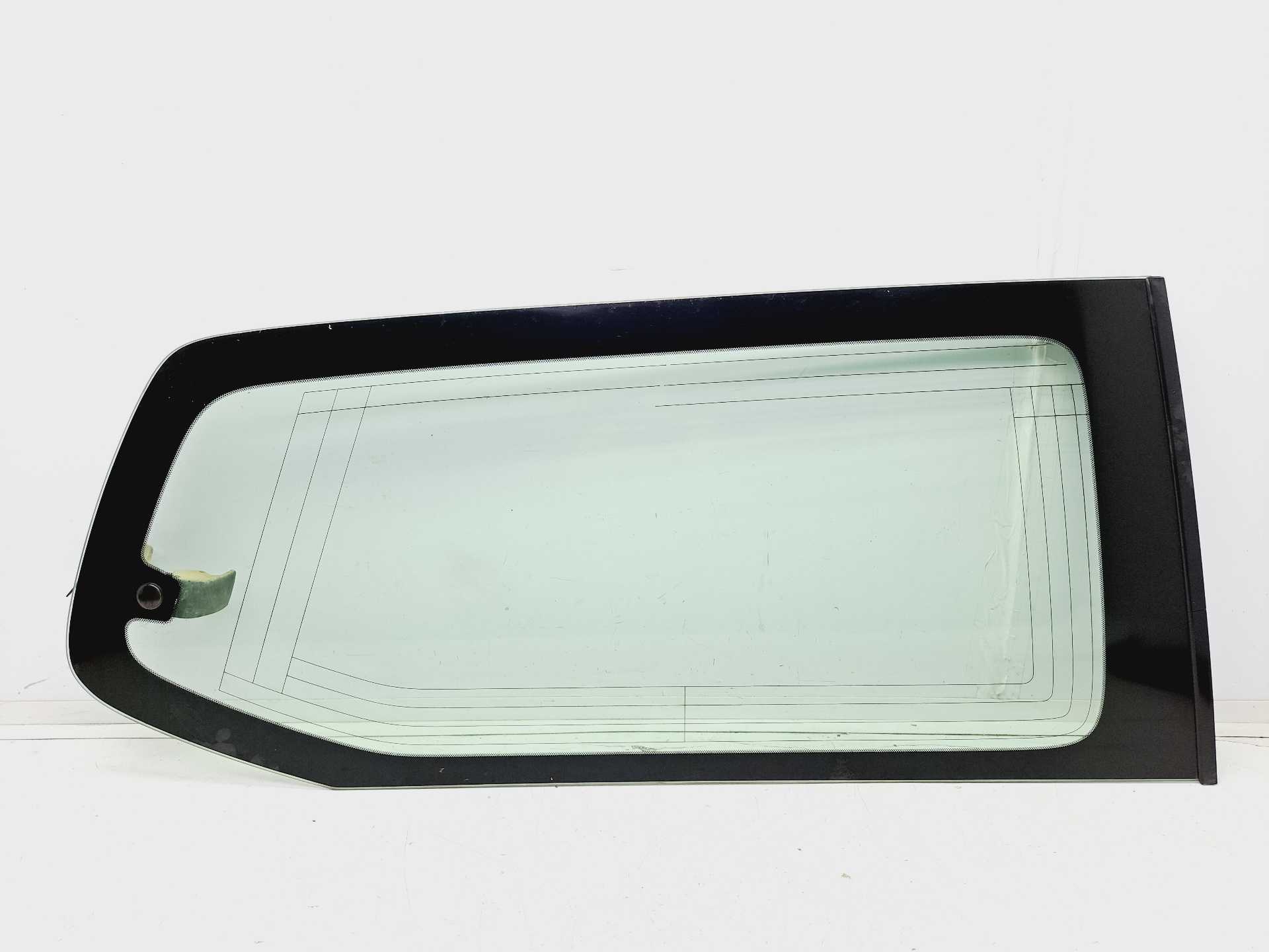 Recambio de luna trasera derecha para toyota land cruiser (j12) 3.0 d-4d gx referencia OEM IAM 627106A141  