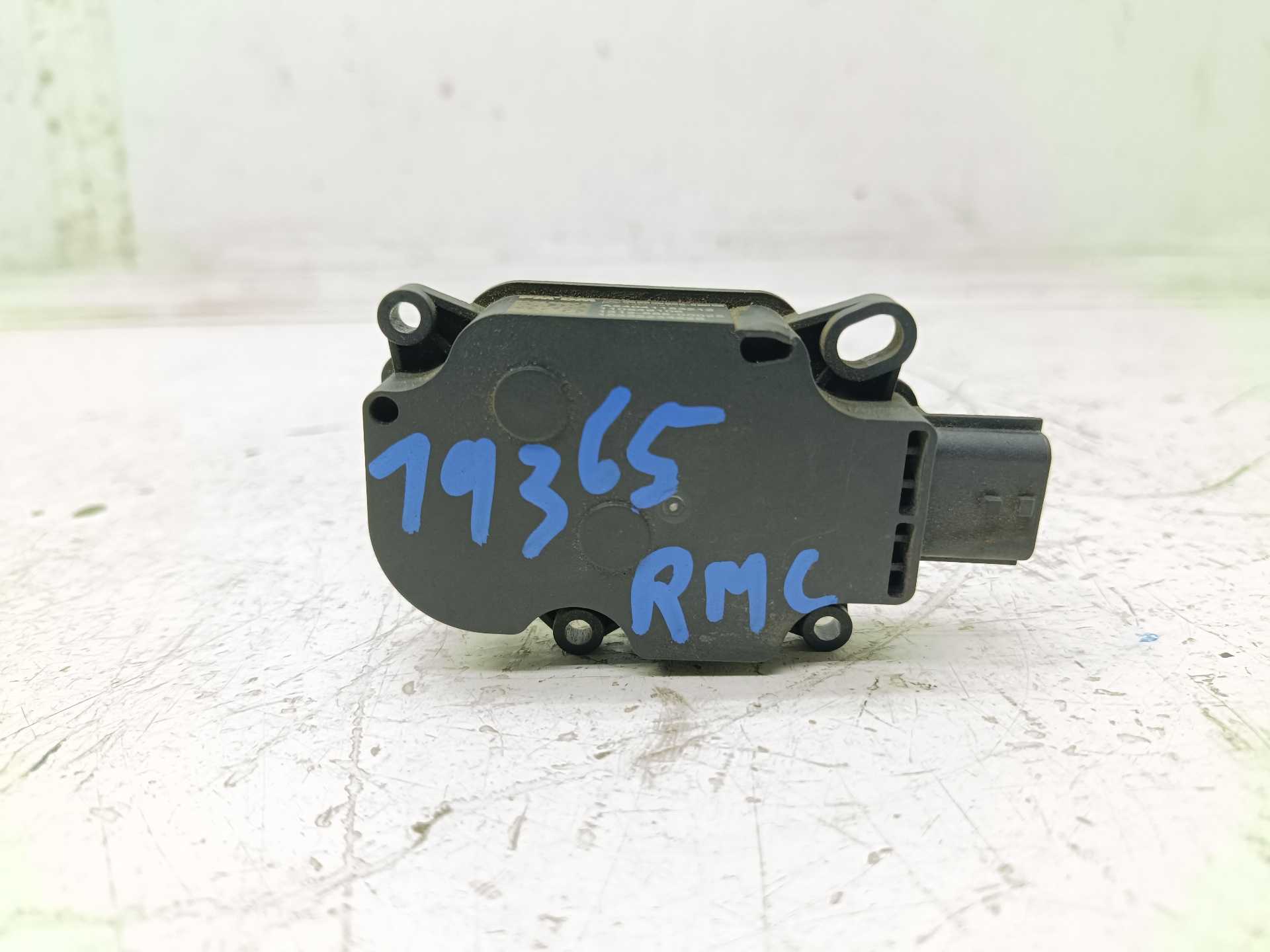 Recambio de motor trampilla calefaccion para renault kadjar bose edition referencia OEM IAM A24041153212 110949106 