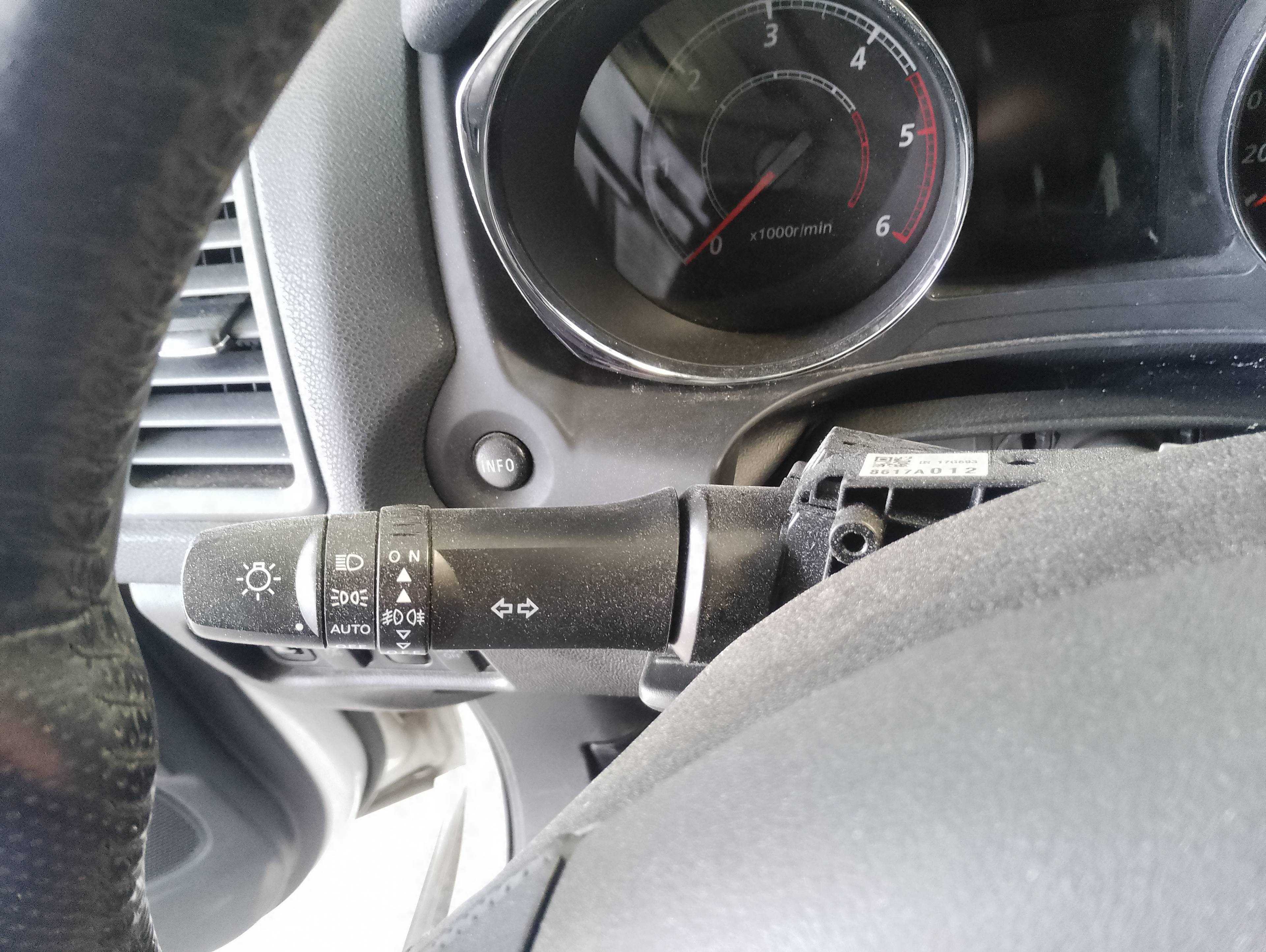 Recambio de mando luces/intermitencia (com2000) para citroën c4 aircross attraction referencia OEM IAM   
