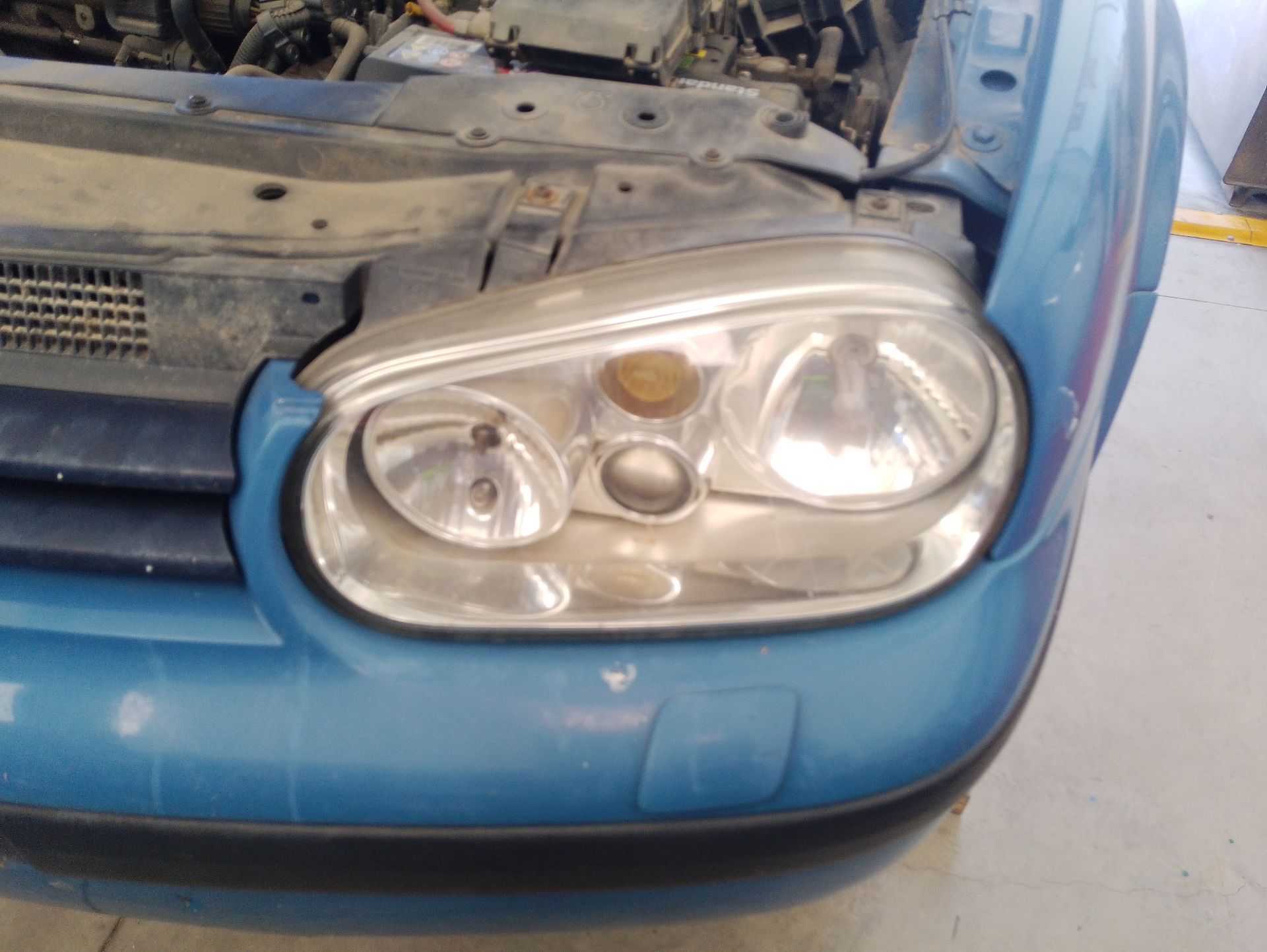 Recambio de faro izquierdo para volkswagen golf iv (1j1) 1.9 sdi referencia OEM IAM 1J1941017K / 1J1941017N  