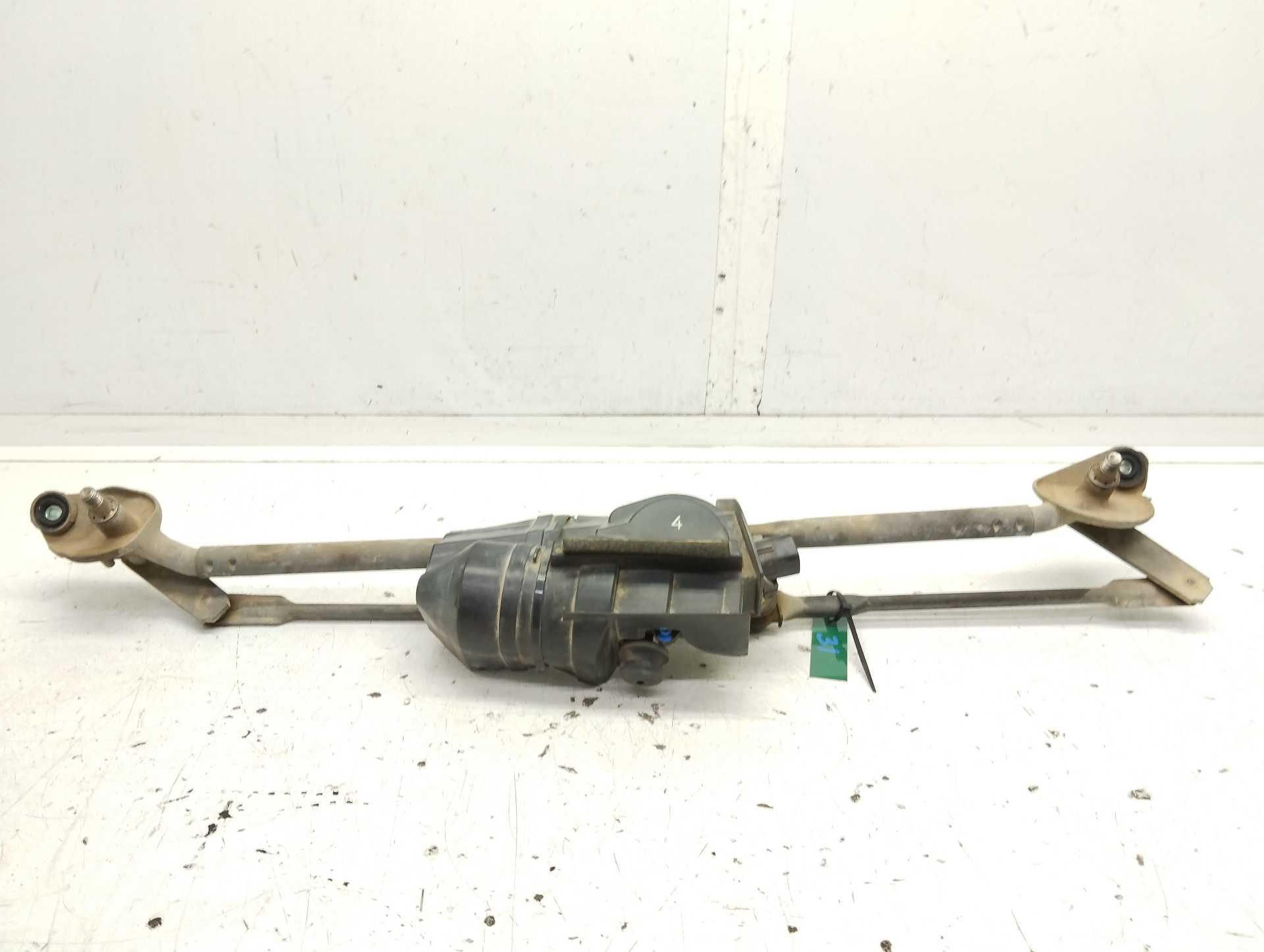 Recambio de motor limpia delantero para toyota land cruiser (j12) 3.0 d-4d gx referencia OEM IAM 8511060350  