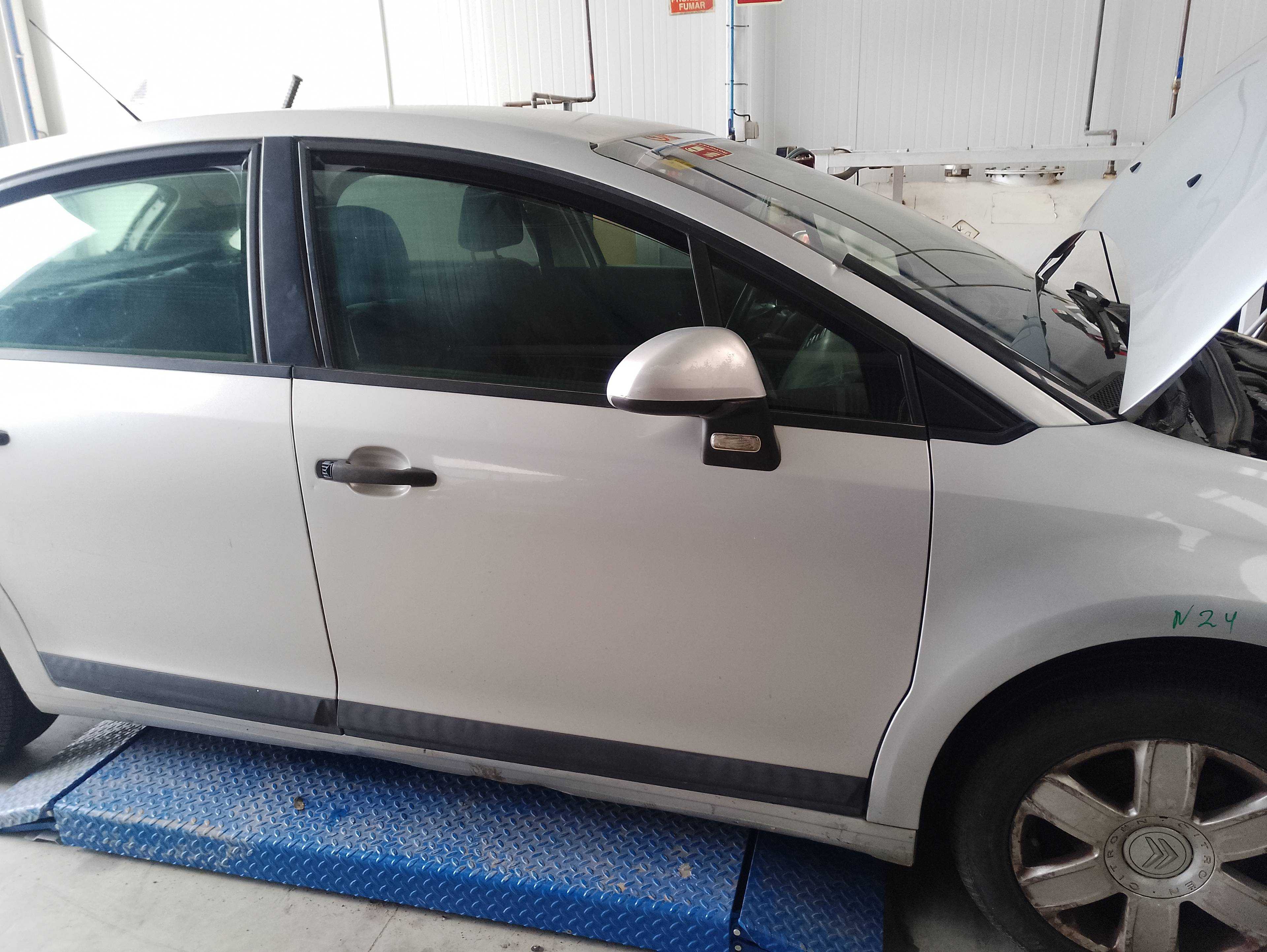 Recambio de puerta delantera derecha para citroën c4 berlina collection referencia OEM IAM   