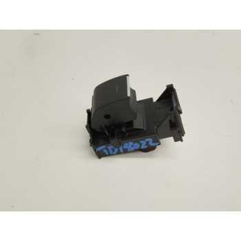Recambio de mando elevalunas trasero derecho para toyota corolla hybrid (e21) 1.8 referencia OEM IAM 3551X233D  