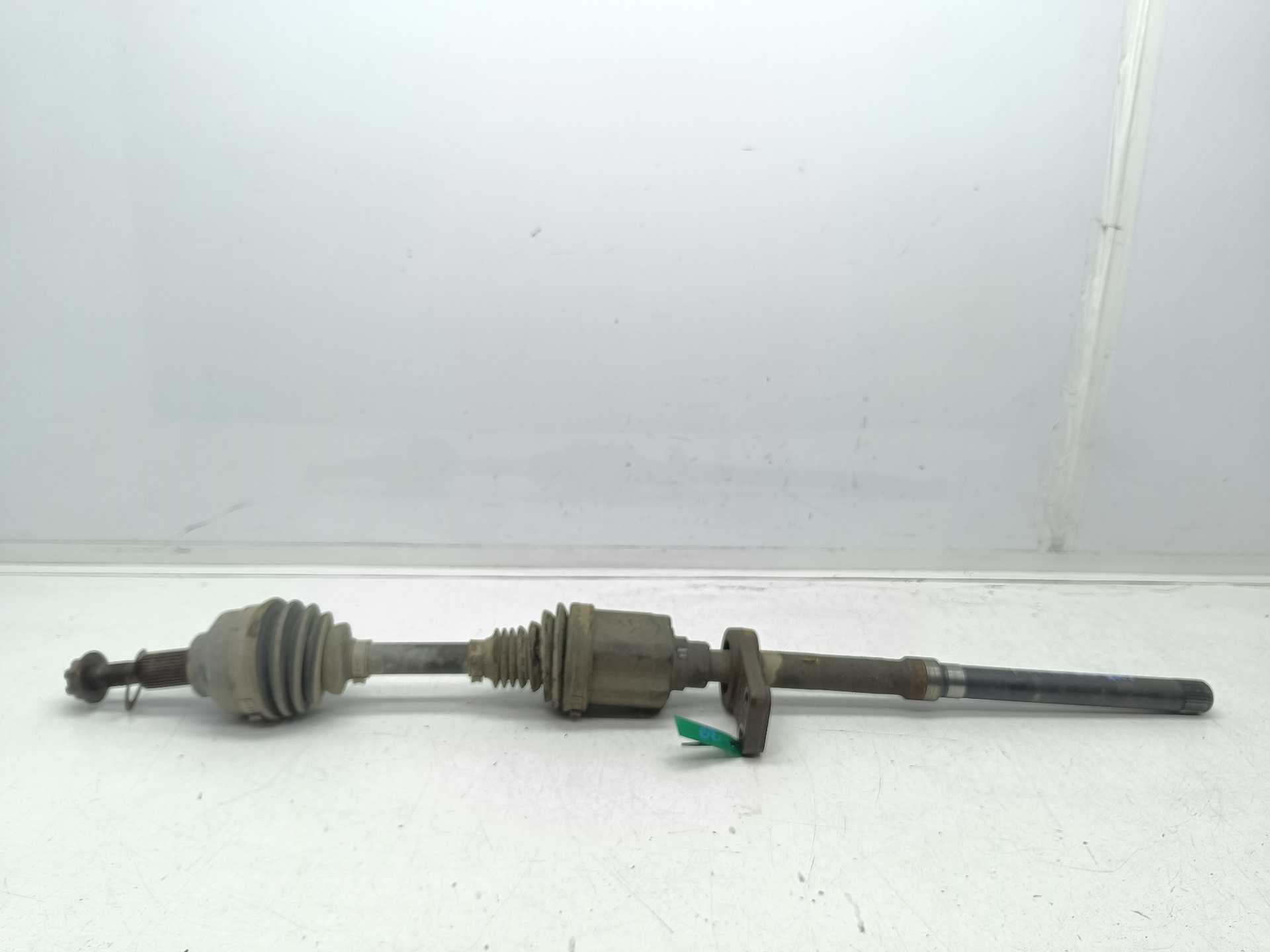 Recambio de transmision delantera derecha para fiat freemont (345) urban referencia OEM IAM  K05273546AF 00K05273546AF
