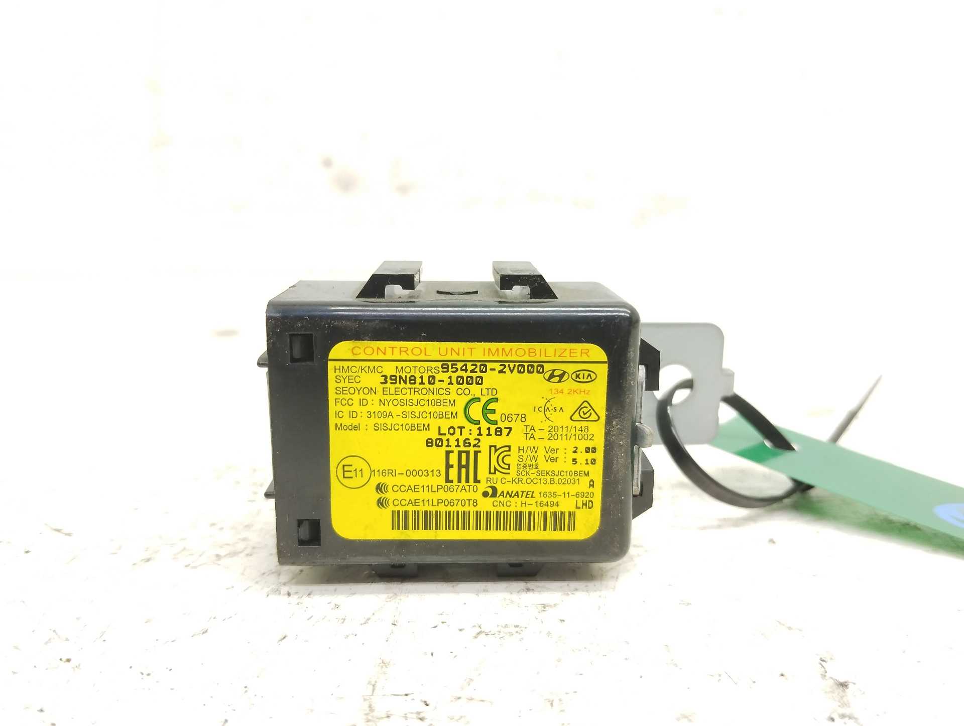 Recambio de modulo electronico para kia sportage business 2wd referencia OEM IAM 954202V000  