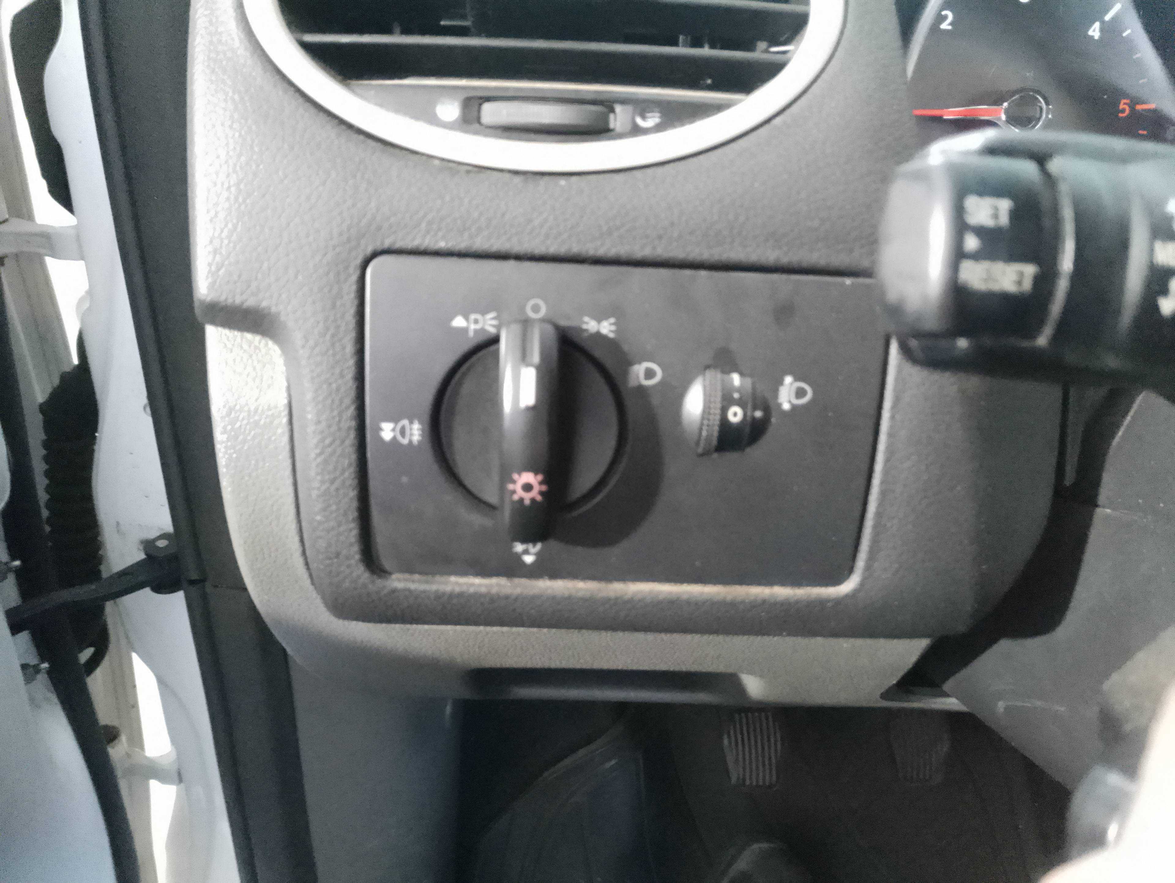 Recambio de mando luces para ford focus berlina (cap) ambiente (d) referencia OEM IAM   