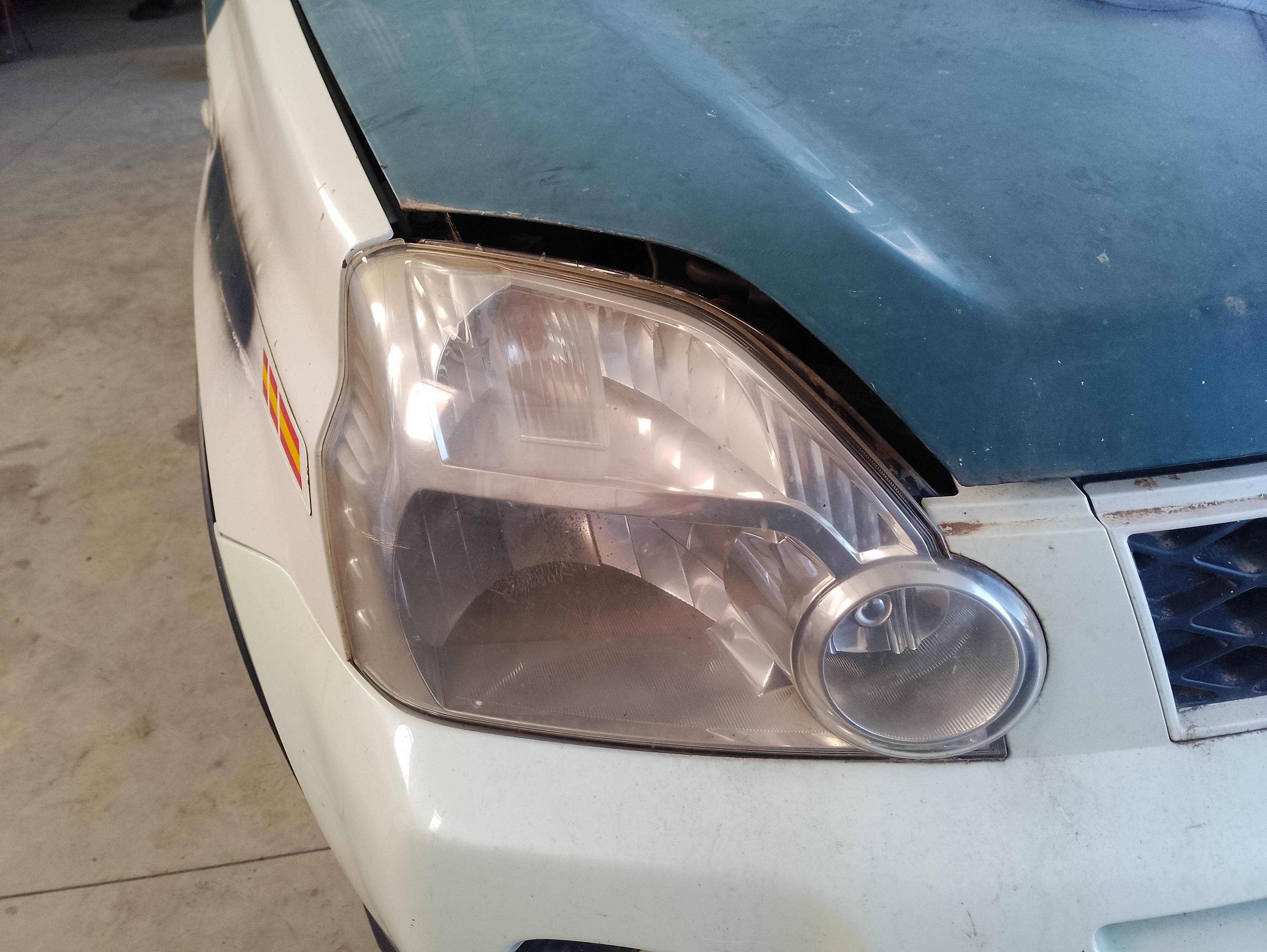 Recambio de faro derecho para nissan x-trail (t31) le referencia OEM IAM   