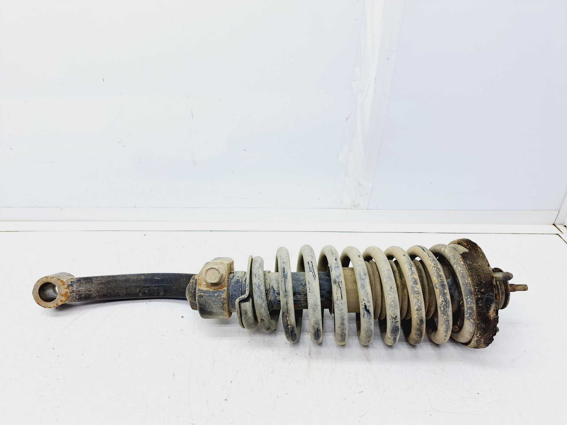 Recambio de amortiguador delantero izquierdo para ssangyong kyron 2.0 referencia OEM IAM 4431009003  