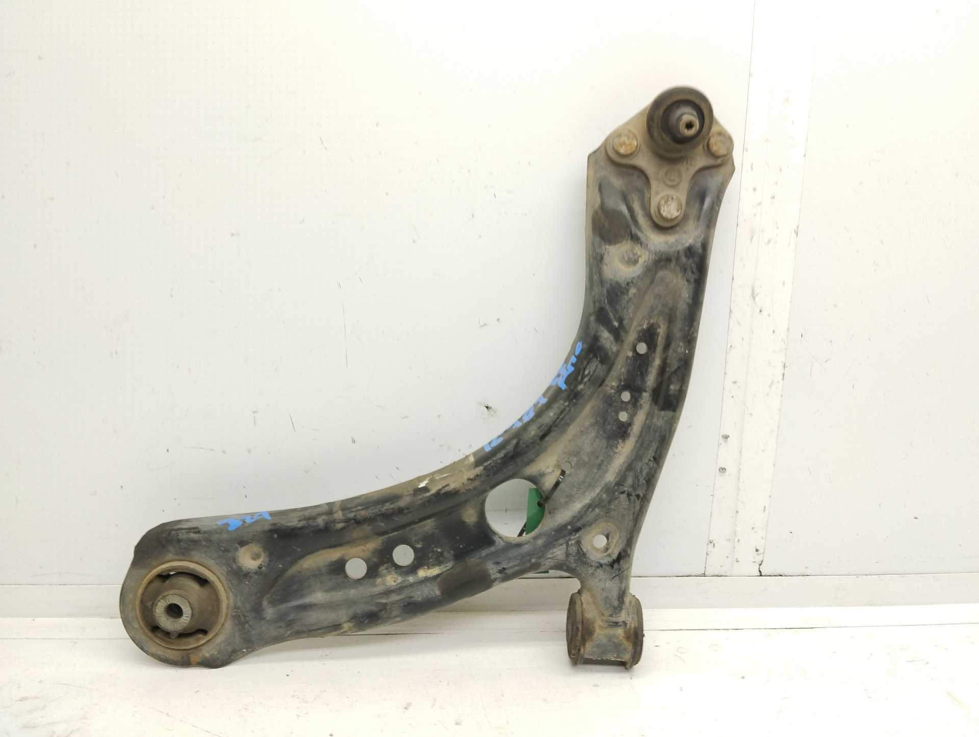 Recambio de brazo suspension inferior delantero izquierdo para volkswagen golf vii lim. 2.0 tsi referencia OEM IAM 5Q0407151R  