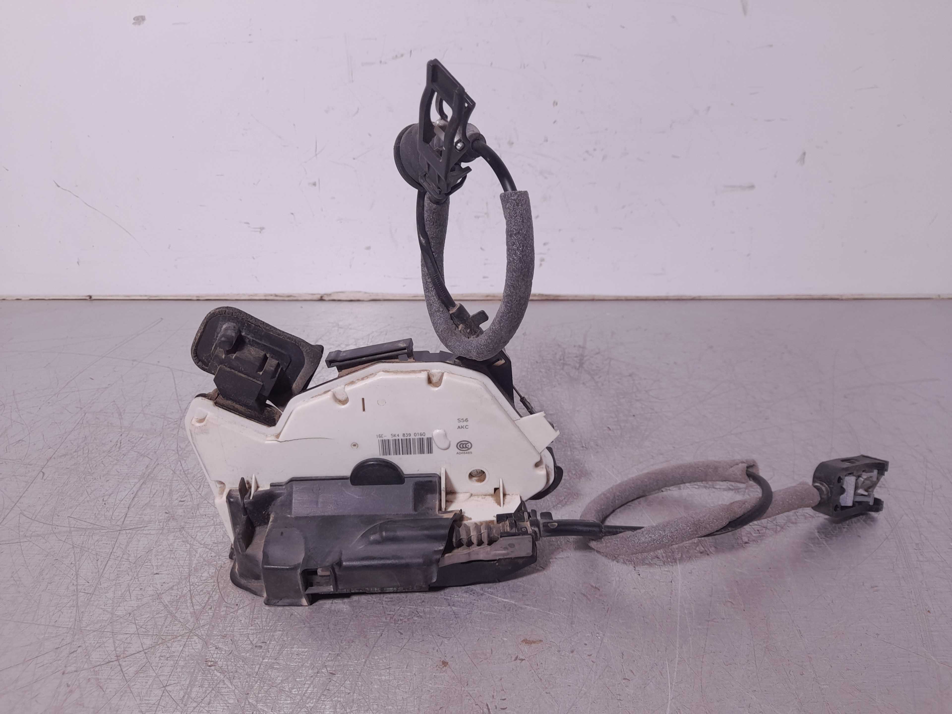Recambio de cerradura puerta trasera derecha para volkswagen golf vii lim. (5g1) advance bluemotion referencia OEM IAM 5K4839016