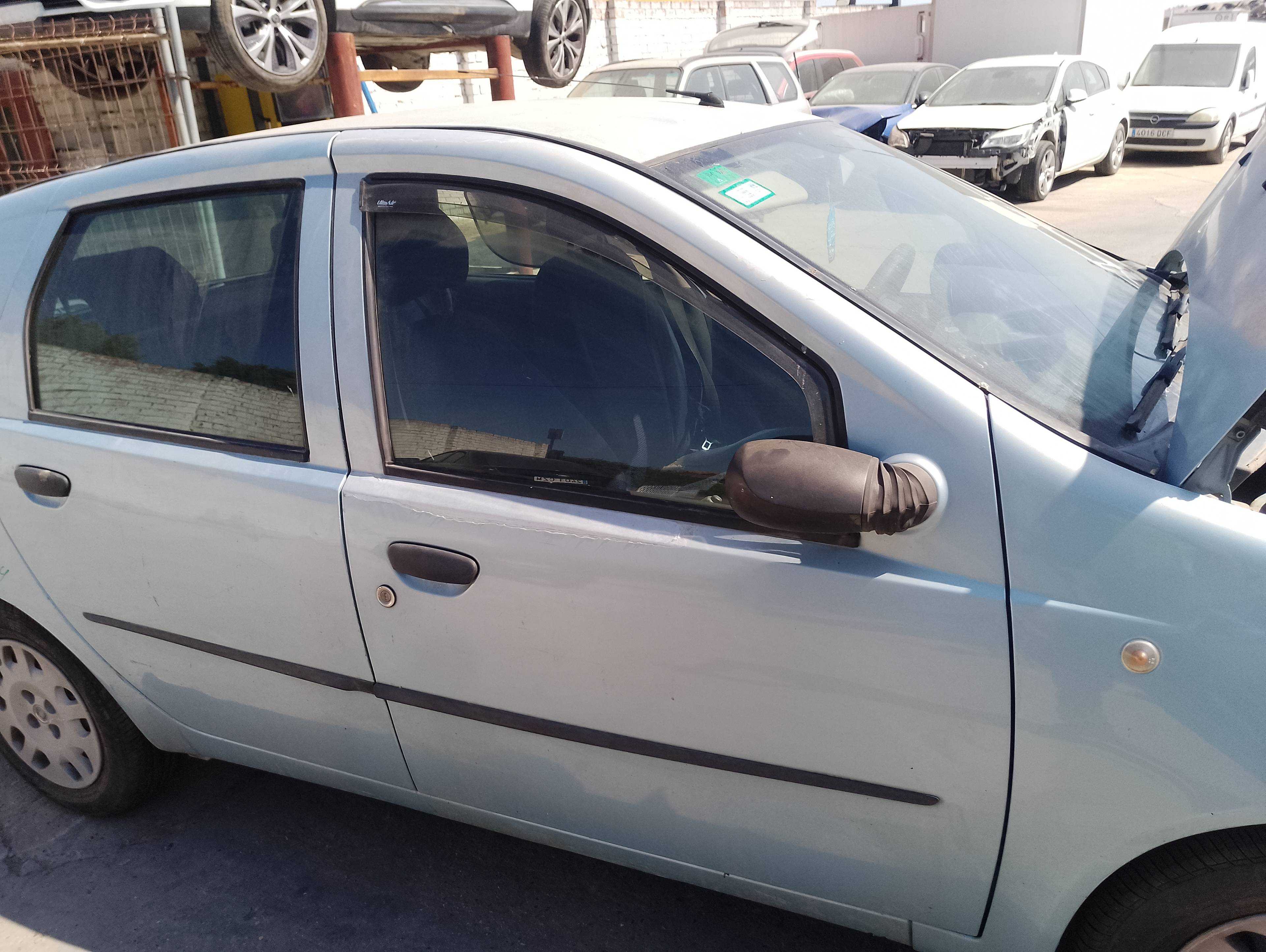 Recambio de puerta delantera derecha para fiat punto berlina (188) 1.9 jtd 85 dynamic referencia OEM IAM   