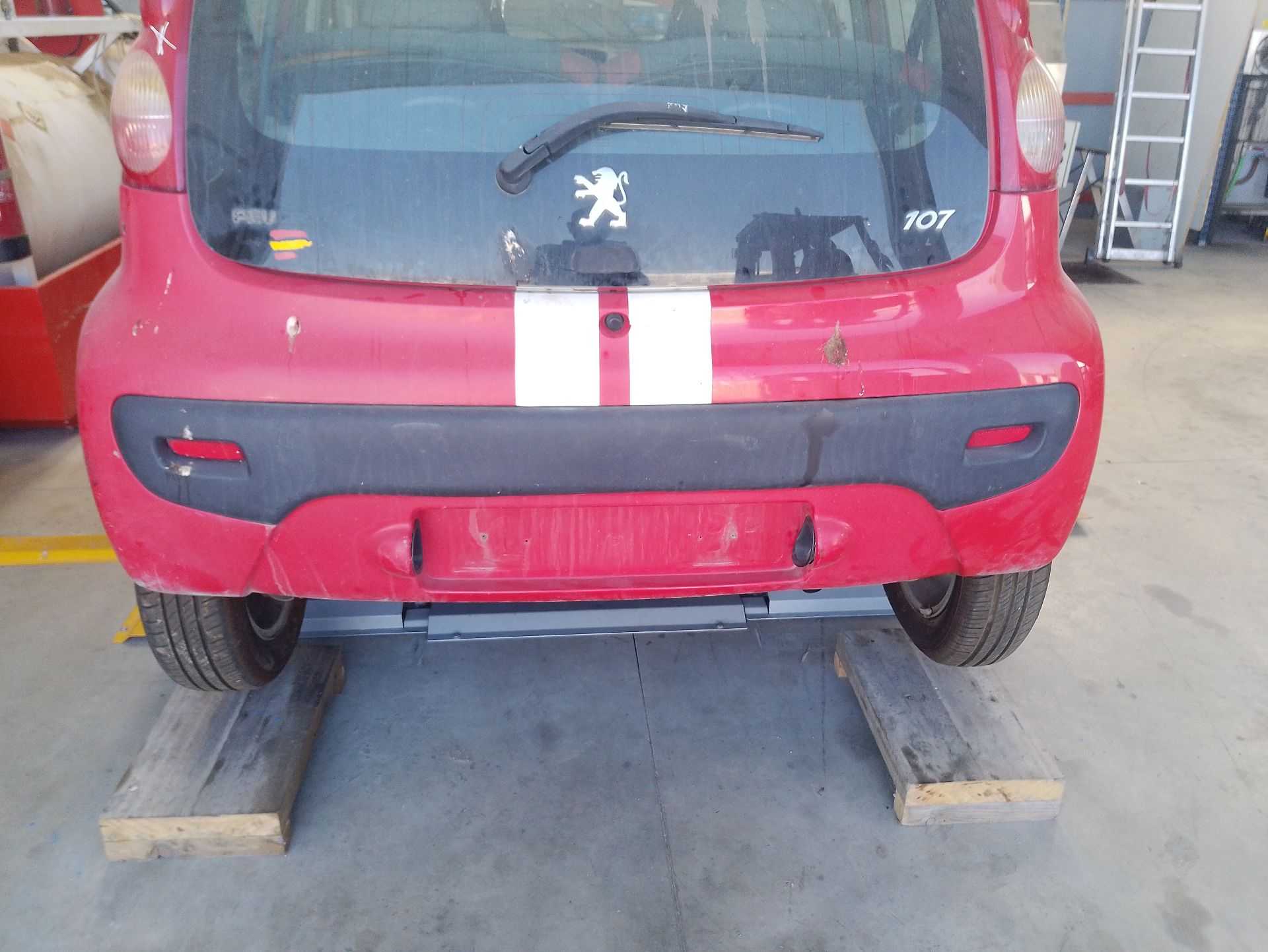 Recambio de paragolpes trasero para peugeot 107 (pm_, pn_) 1.0 referencia OEM IAM 7410Y8  