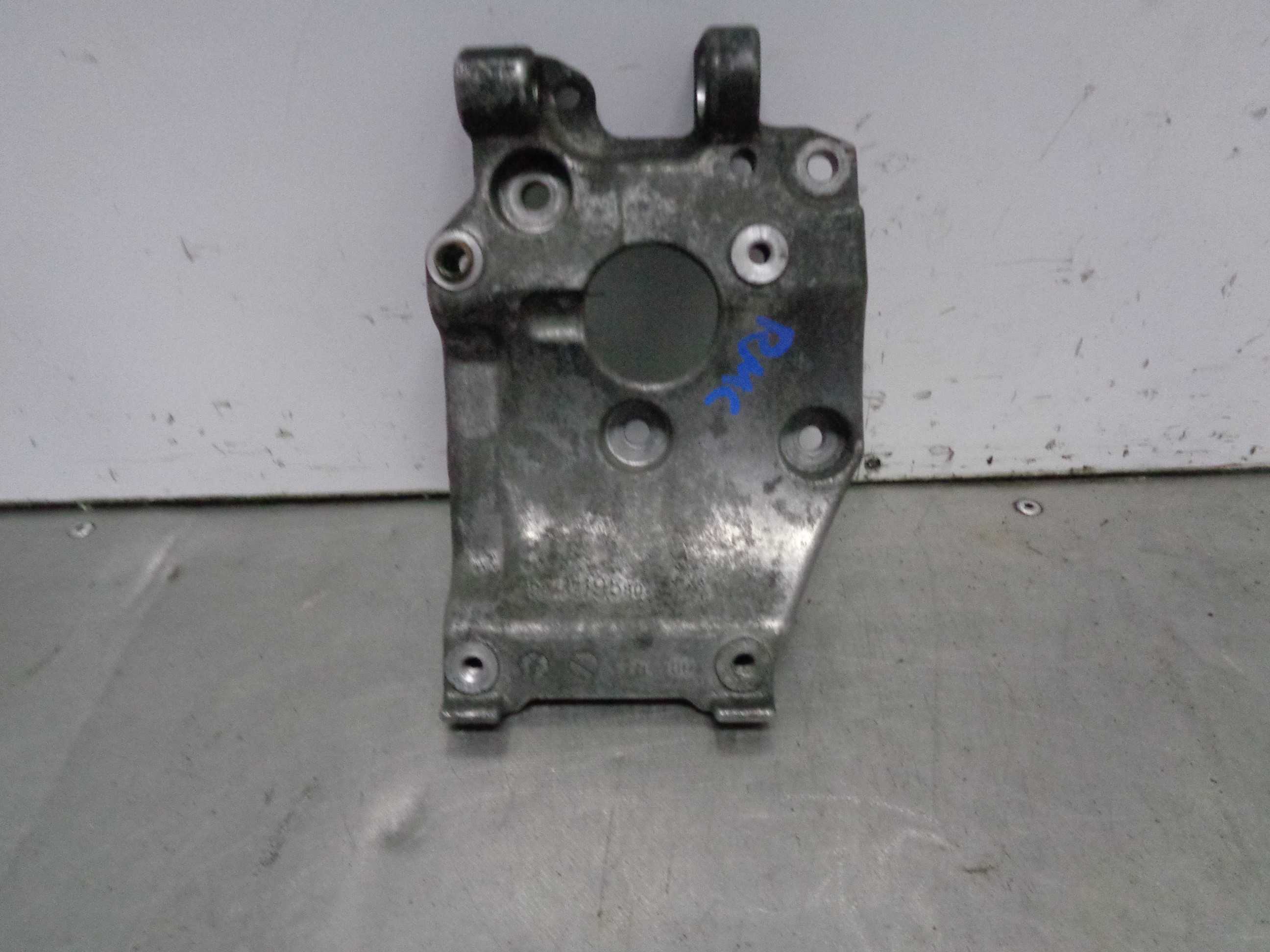 Recambio de soporte alternador para citroën c5 berlina 1.6 16v hdi fap referencia OEM IAM   