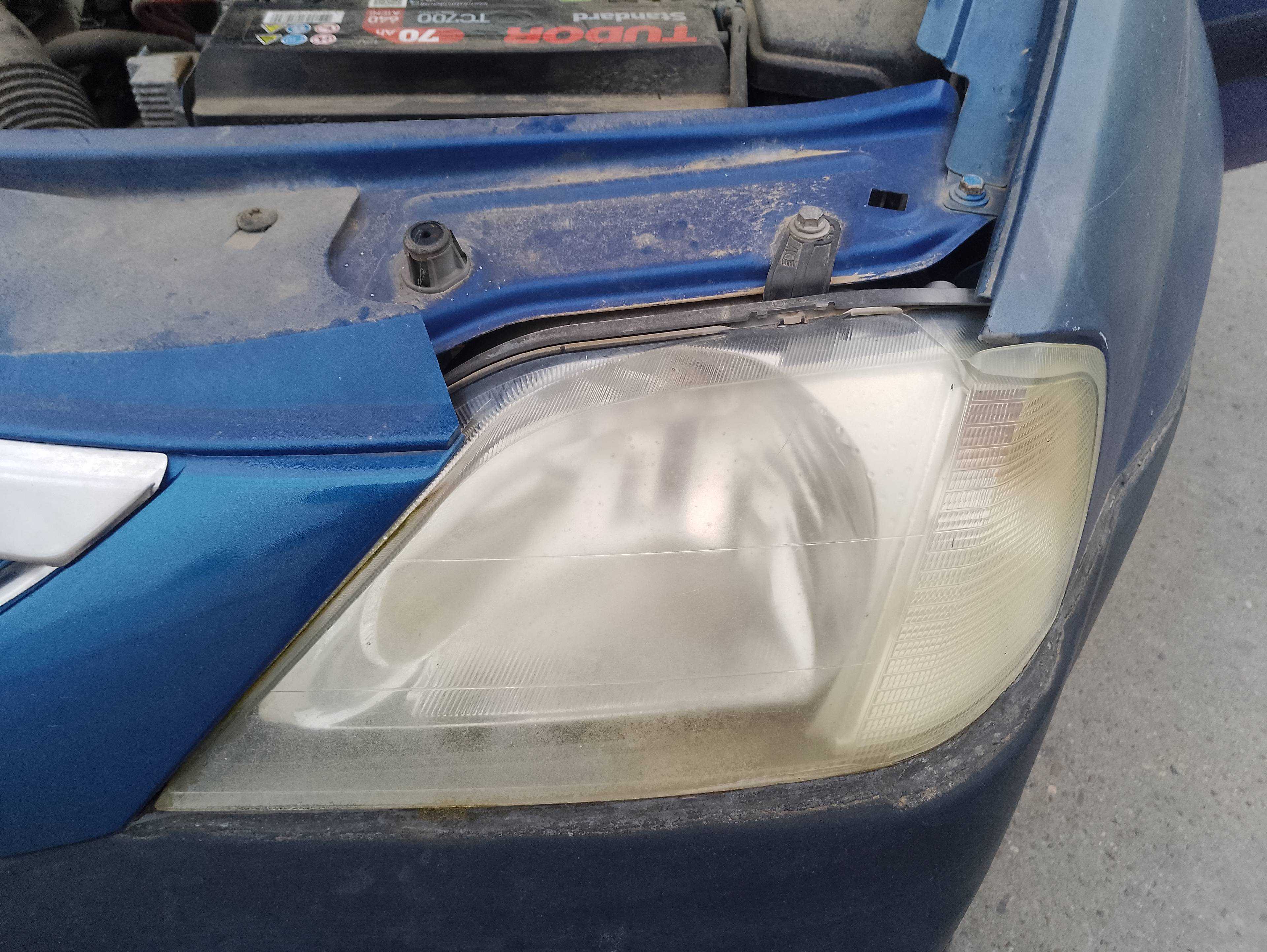 Recambio de faro izquierdo para dacia logan 1.5 dci diesel cat referencia OEM IAM   