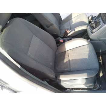 ASIENTO DELANTERO DERECHO 