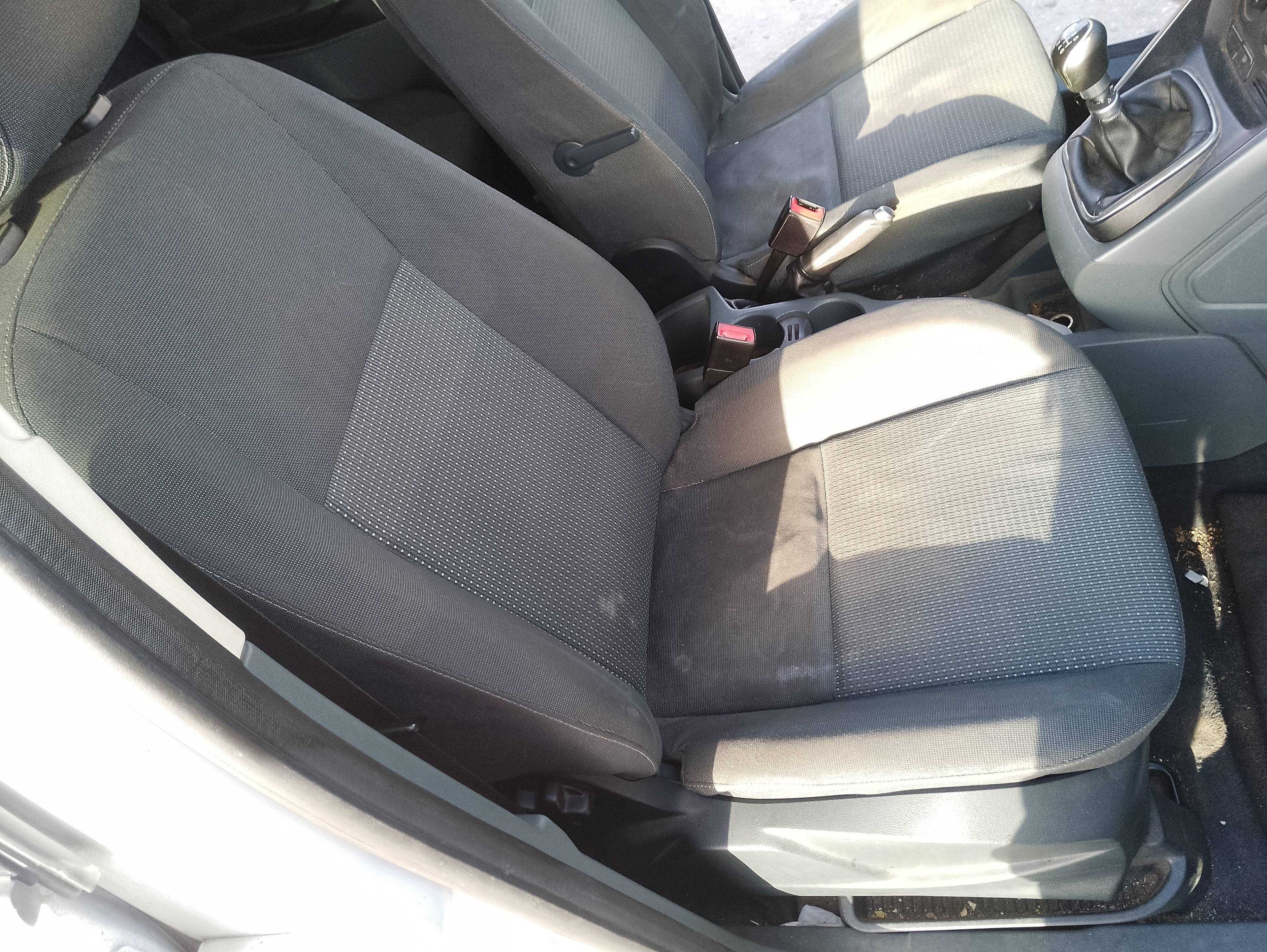 Recambio de asiento delantero derecho para ford c-max titanium referencia OEM IAM   