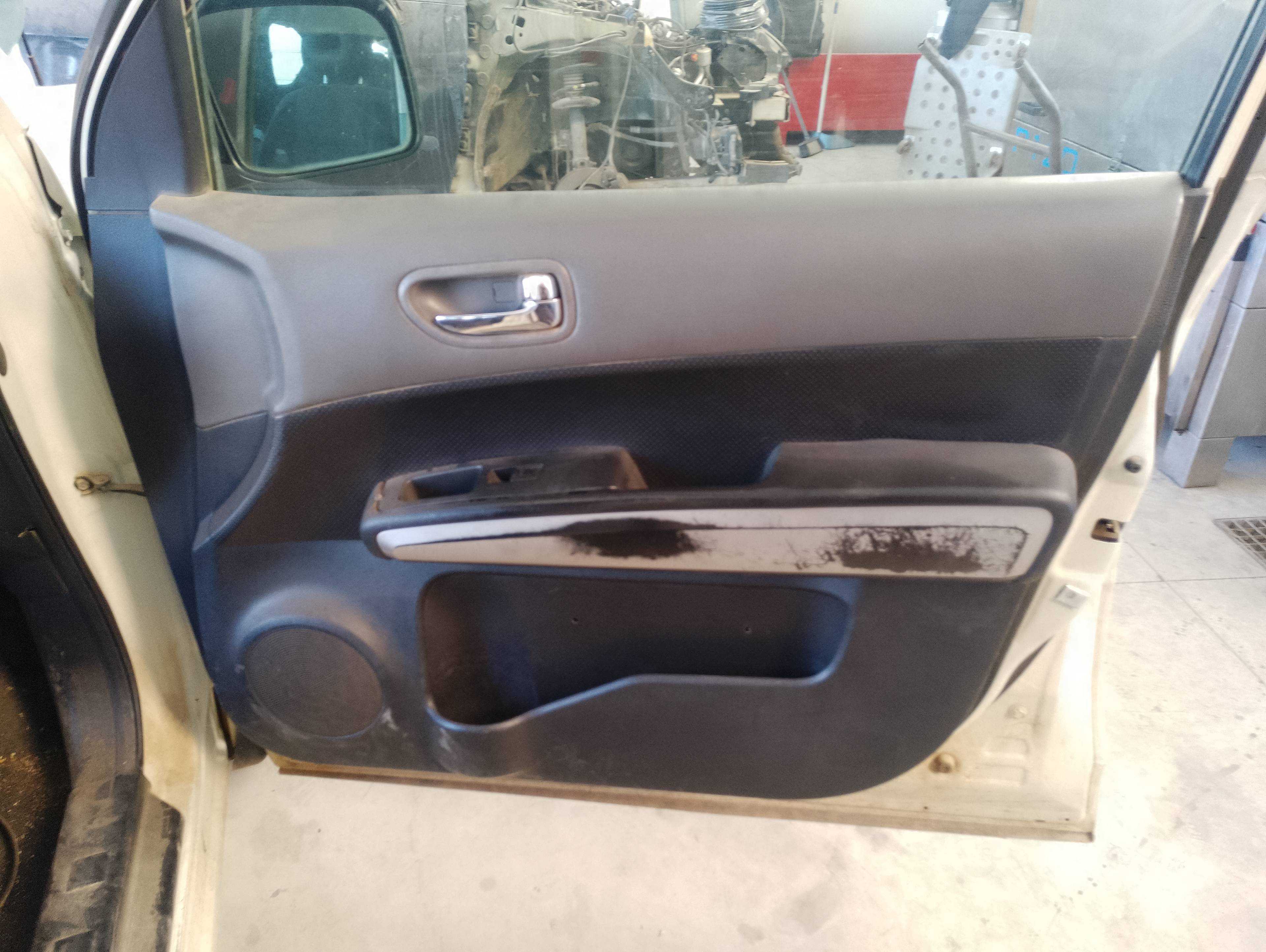 Recambio de guarnecido puerta delantera derecha para nissan x-trail (t31) le referencia OEM IAM   