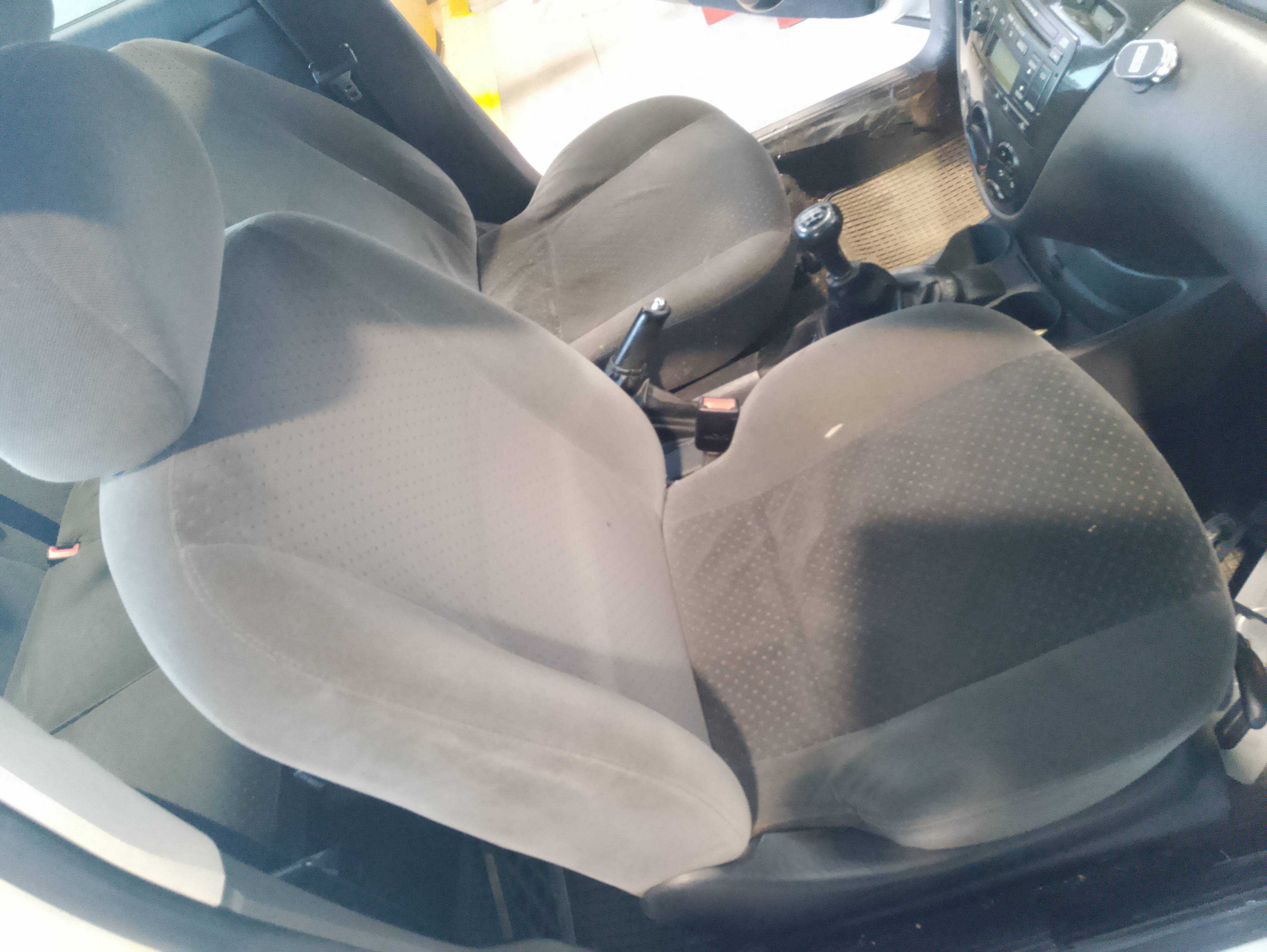 Recambio de asiento delantero derecho para ford focus berlina (cak) ambiente referencia OEM IAM   