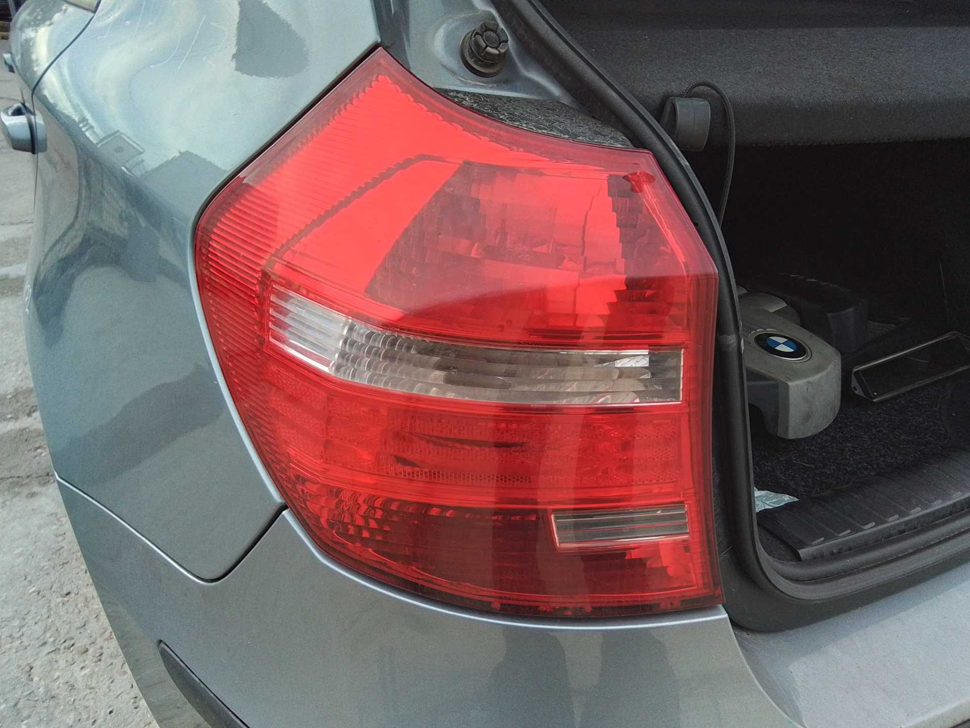 Recambio de piloto trasero izquierdo para bmw serie 1 berlina (e81/e87) 118d referencia OEM IAM   
