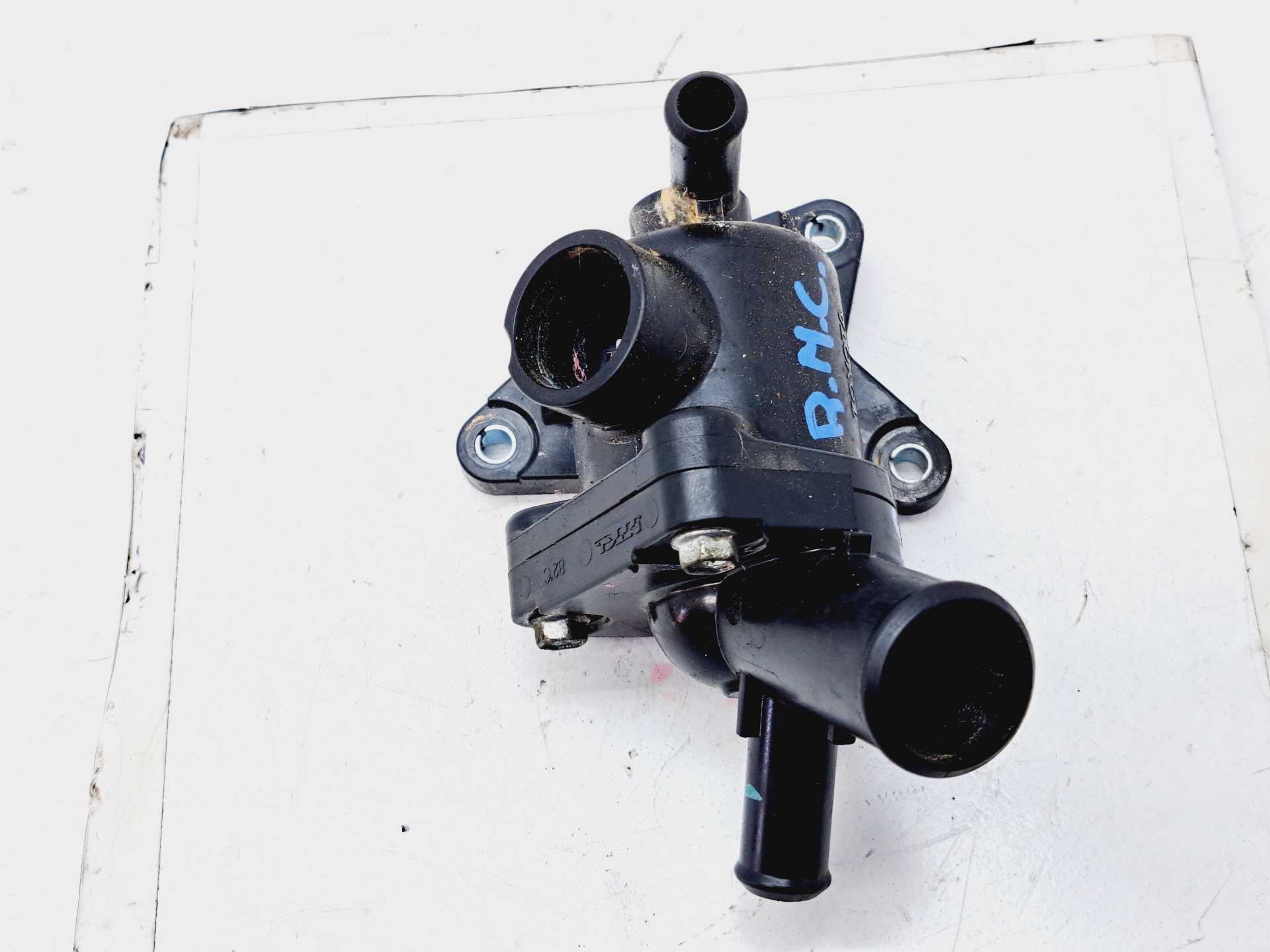 Recambio de caja termostato para toyota auris active referencia OEM IAM   