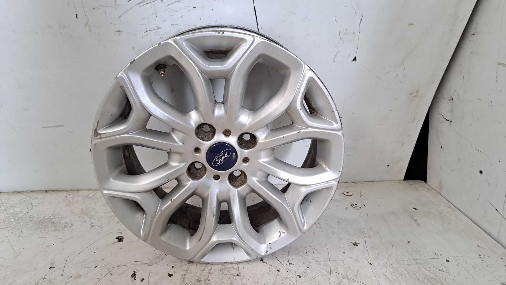 Recambio de llanta para ford ecosport titanium referencia OEM IAM r16 cn151007e1c 