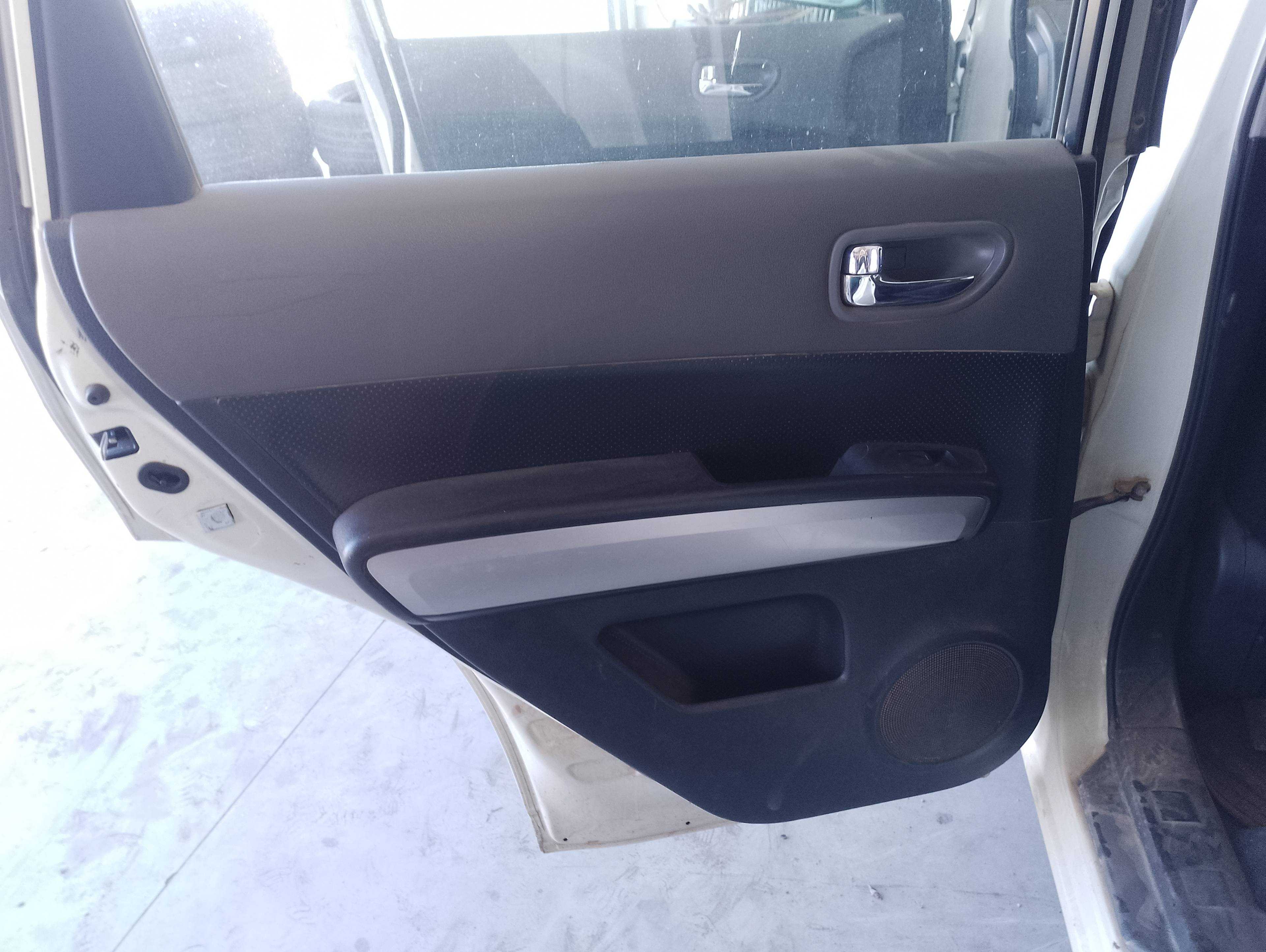 Recambio de guarnecido puerta trasera izquierda para nissan x-trail (t31) le referencia OEM IAM   