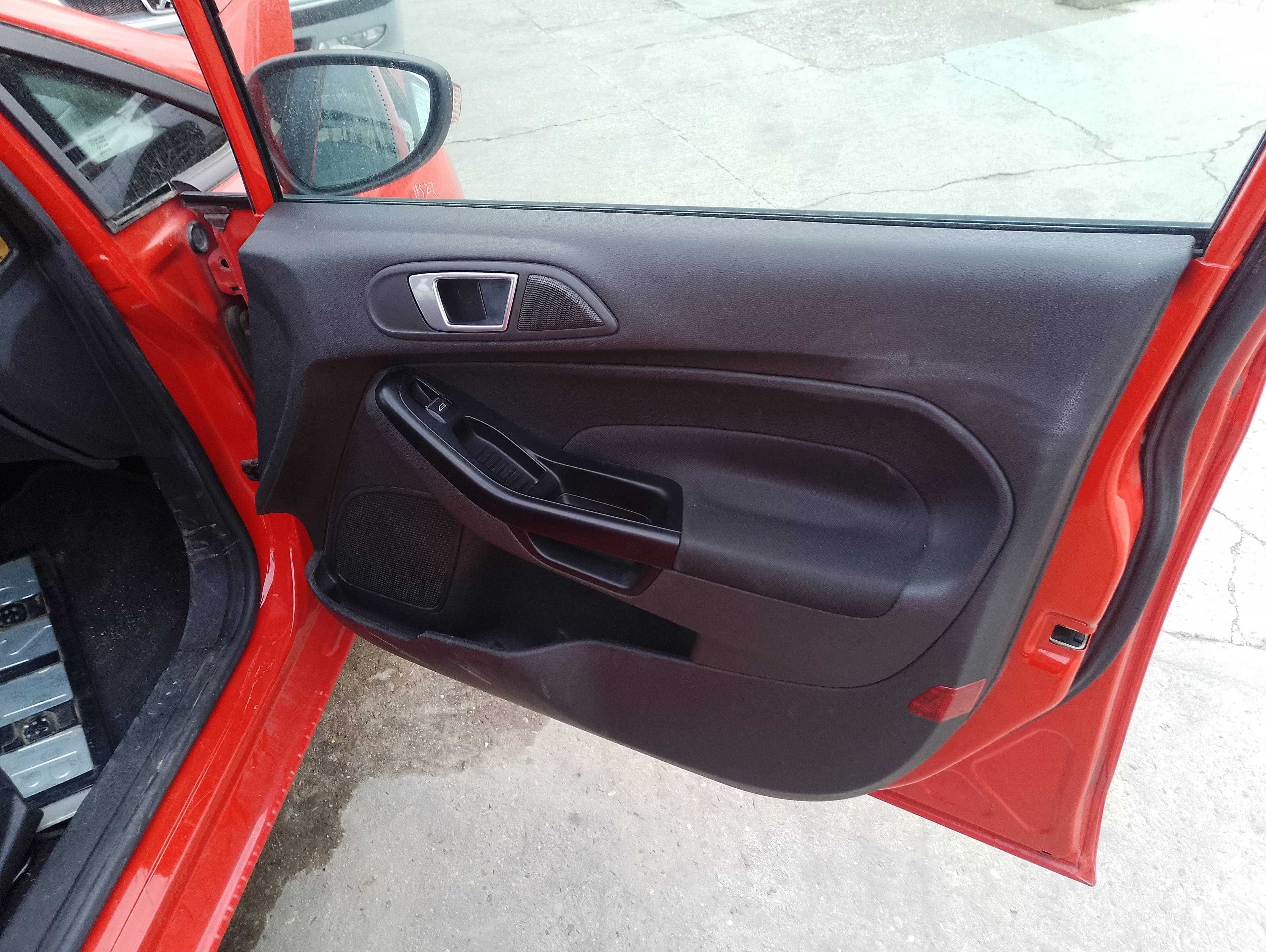 Recambio de guarnecido puerta delantera derecha para ford fiesta (ccn) black edition referencia OEM IAM   