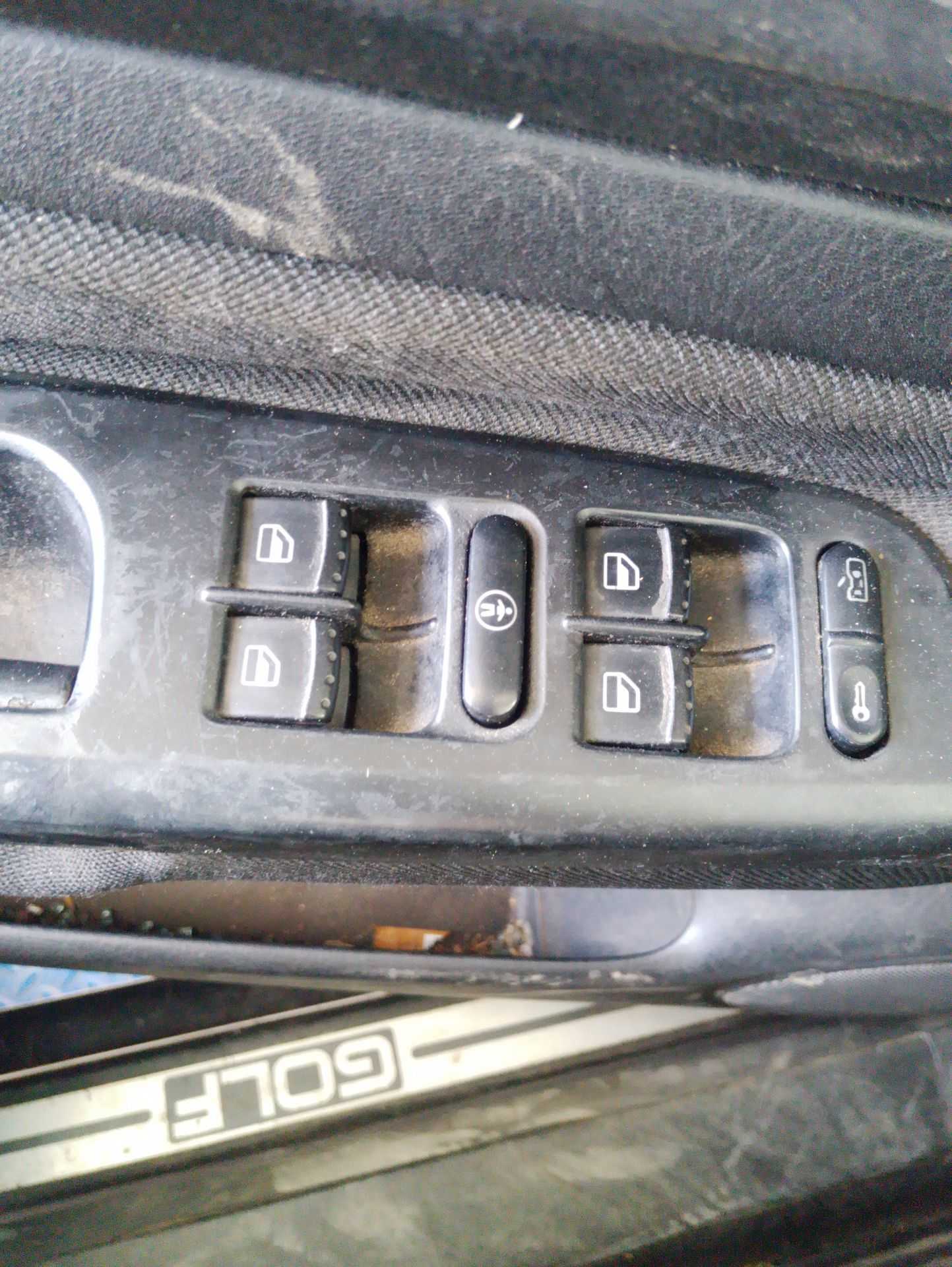 Recambio de mando elevalunas delantero izquierdo para volkswagen golf iv variant (1j5) 1.6 referencia OEM IAM   