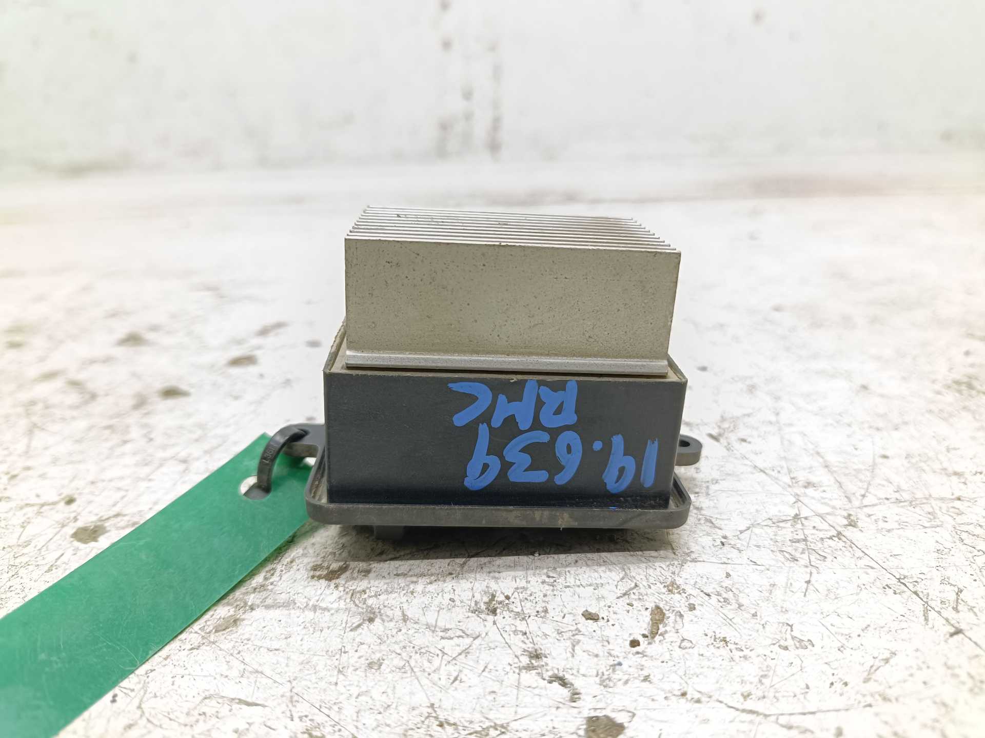 Recambio de resistencia calefaccion para opel vivaro furgón l express referencia OEM IAM 43003000  