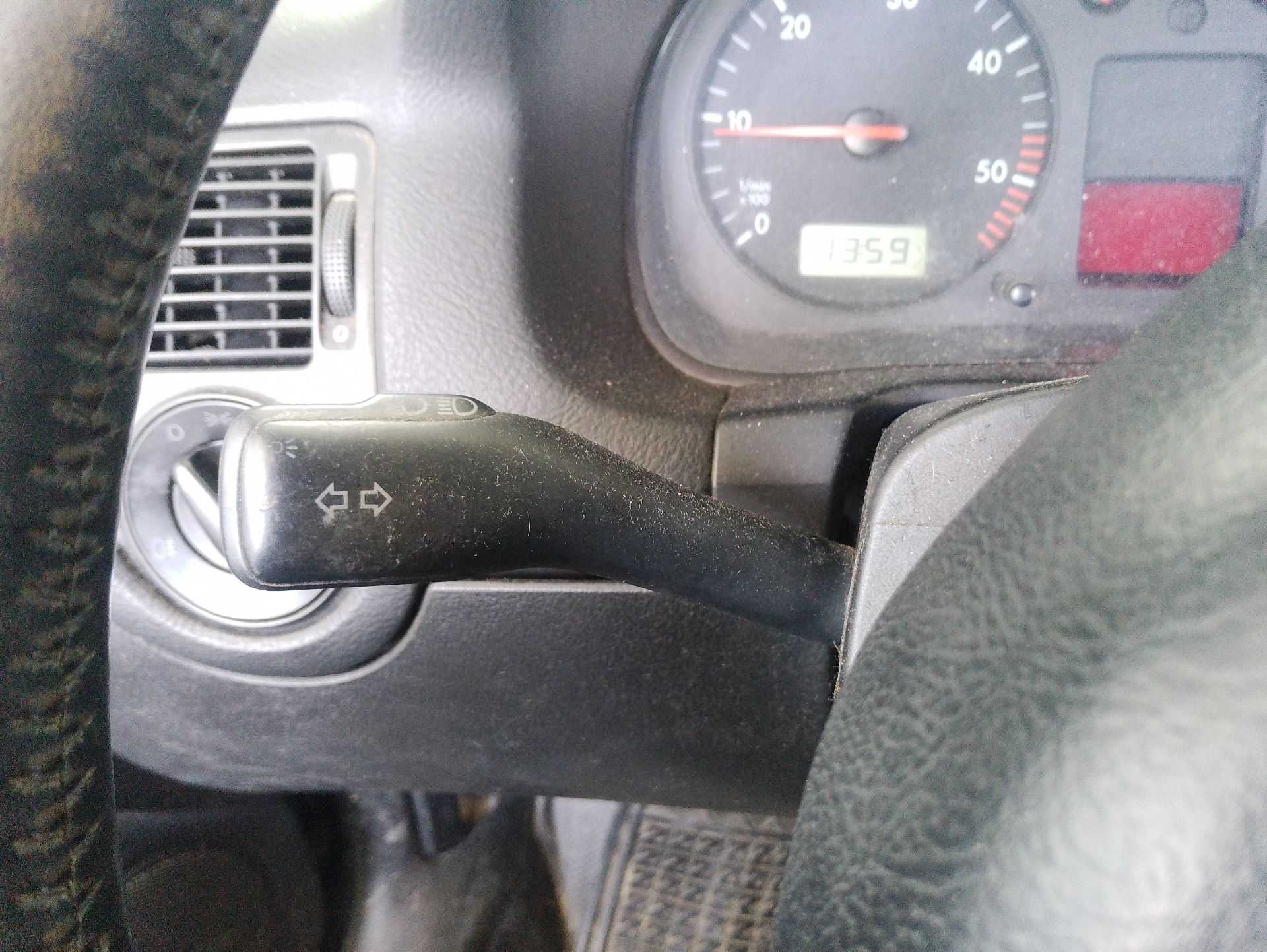 Recambio de mando intermitentes para volkswagen golf iv variant (1j5) 1.6 referencia OEM IAM   