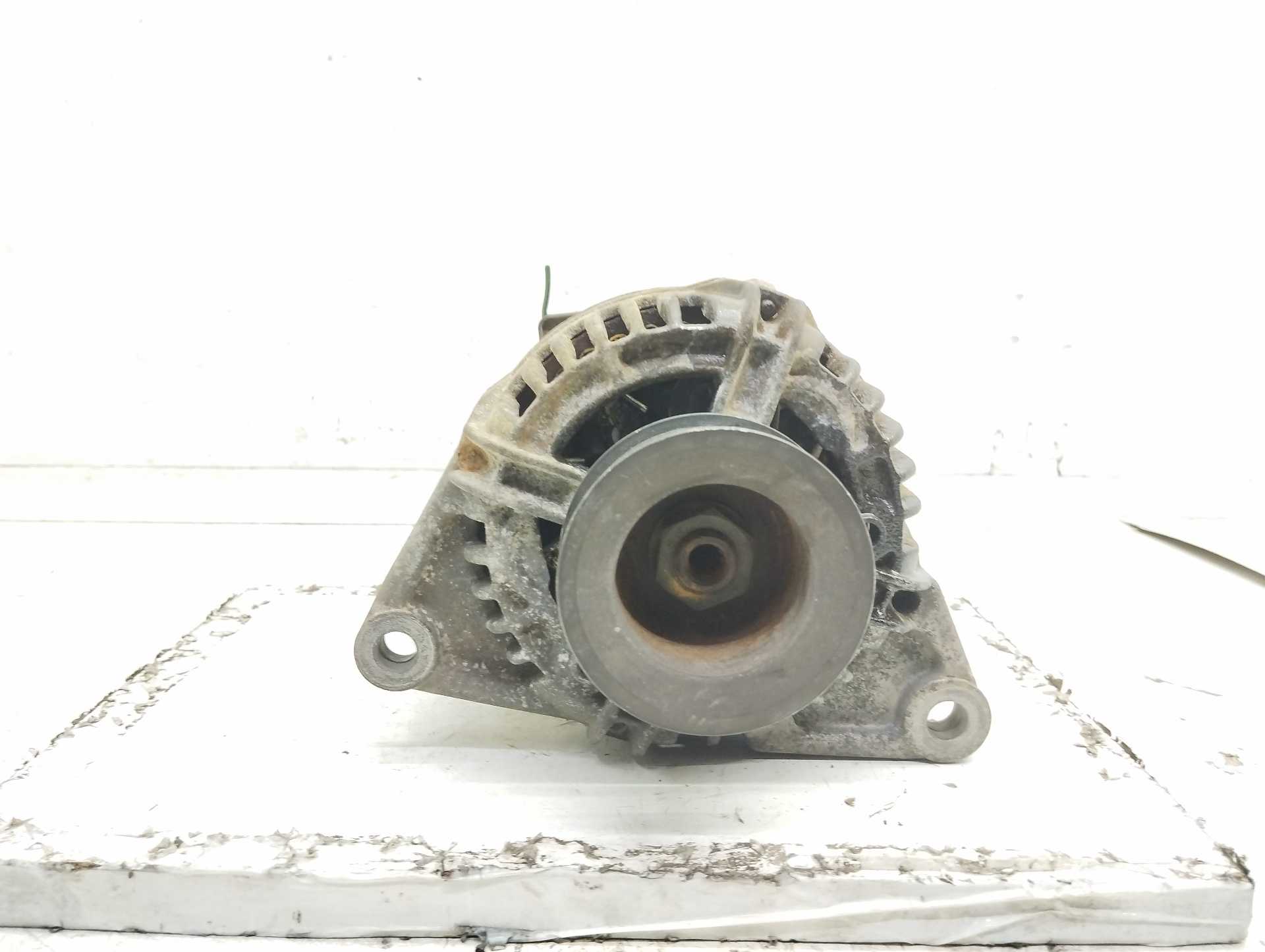 Recambio de alternador para renault 110 referencia OEM IAM 7700377092 0124320002 