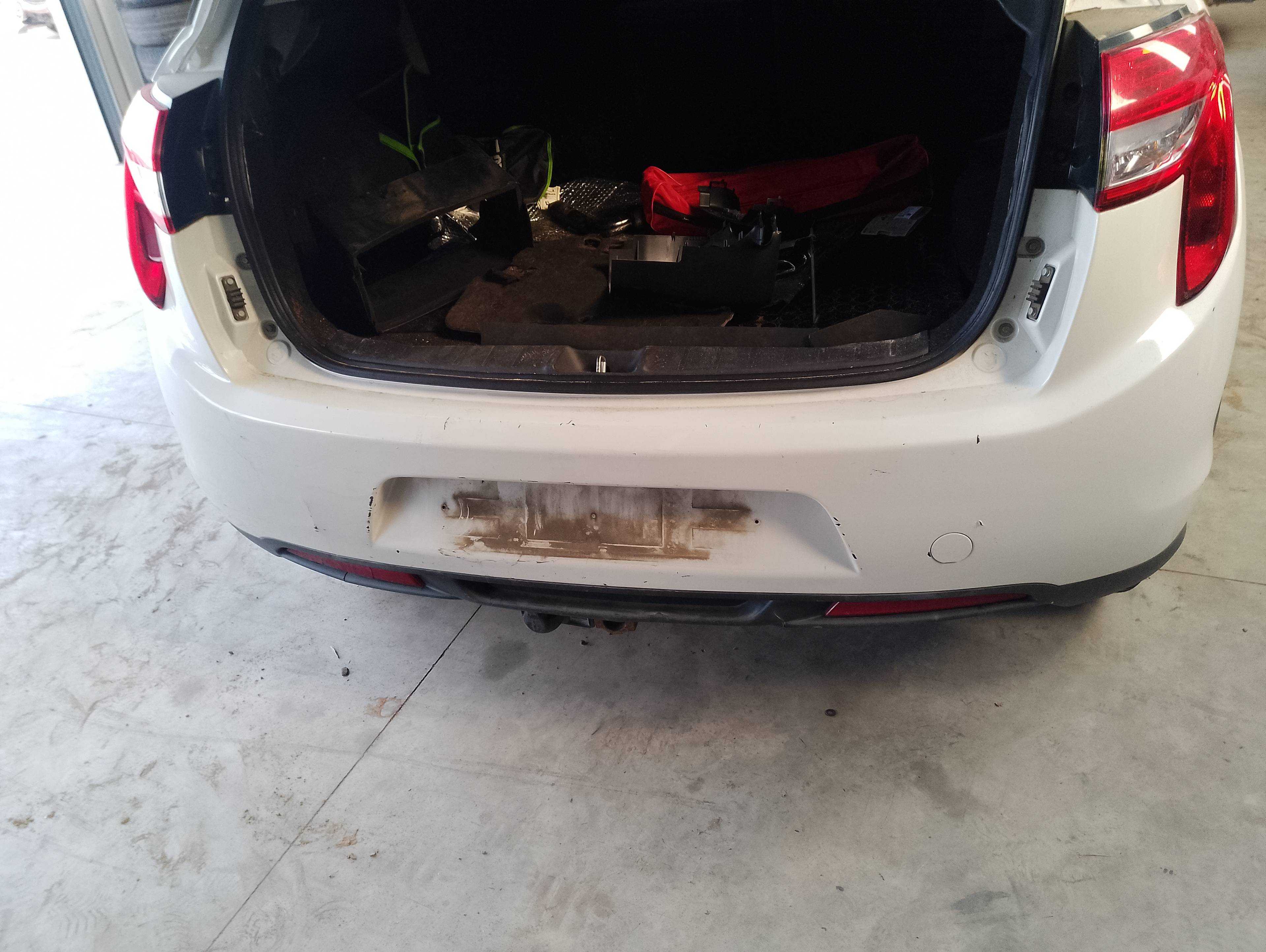 Recambio de paragolpes trasero para citroën c4 aircross attraction referencia OEM IAM   