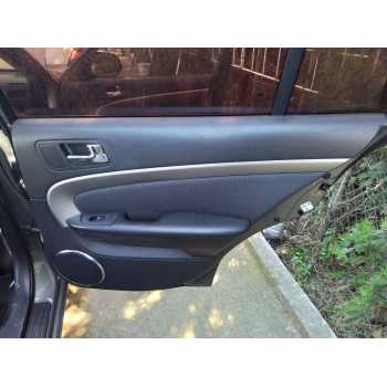 Recambio de guarnecido puerta trasera derecha para chevrolet epica 2.0 diesel cat referencia OEM IAM   