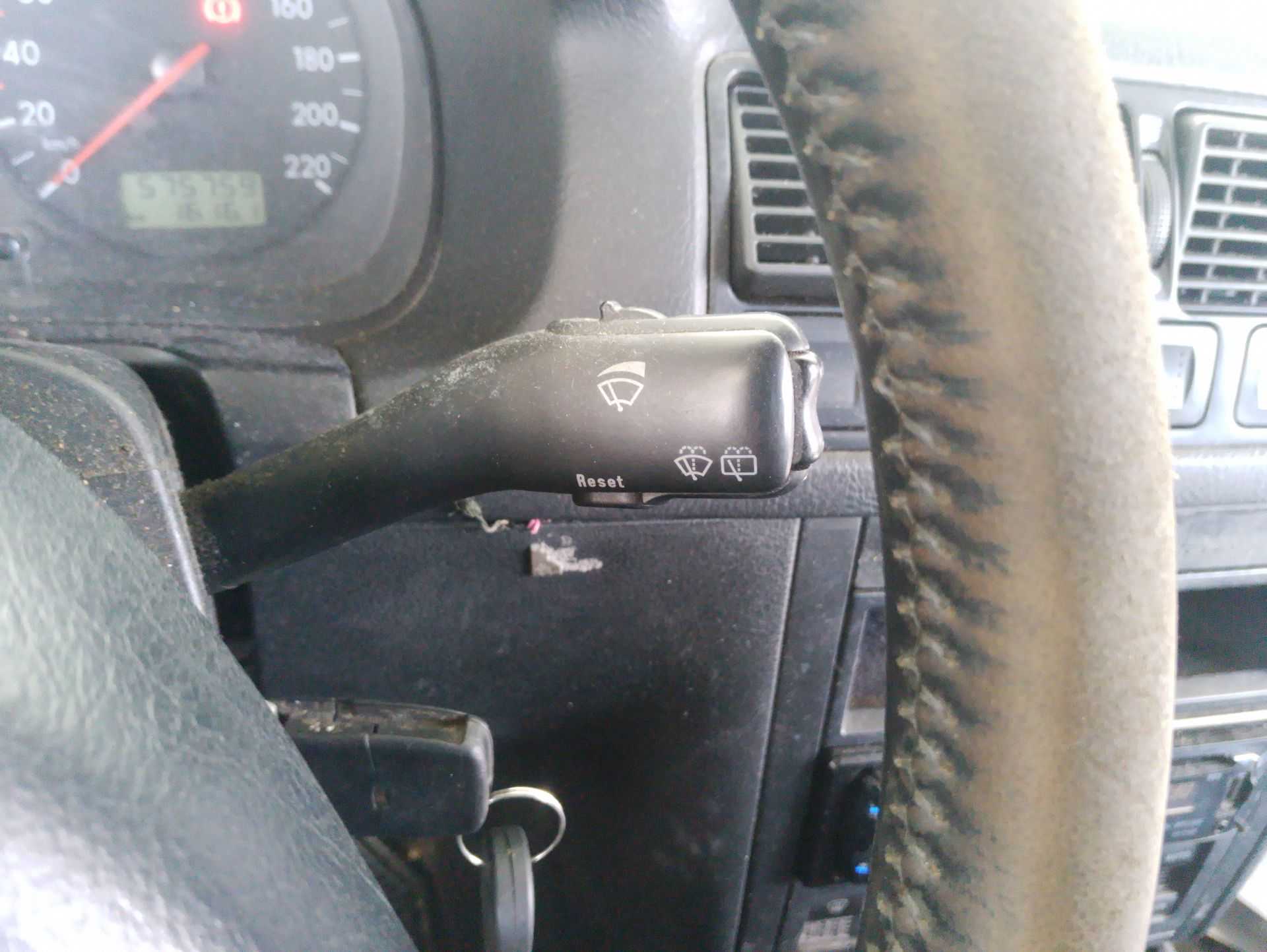 Recambio de mando limpia para volkswagen golf iv variant (1j5) 1.6 referencia OEM IAM   