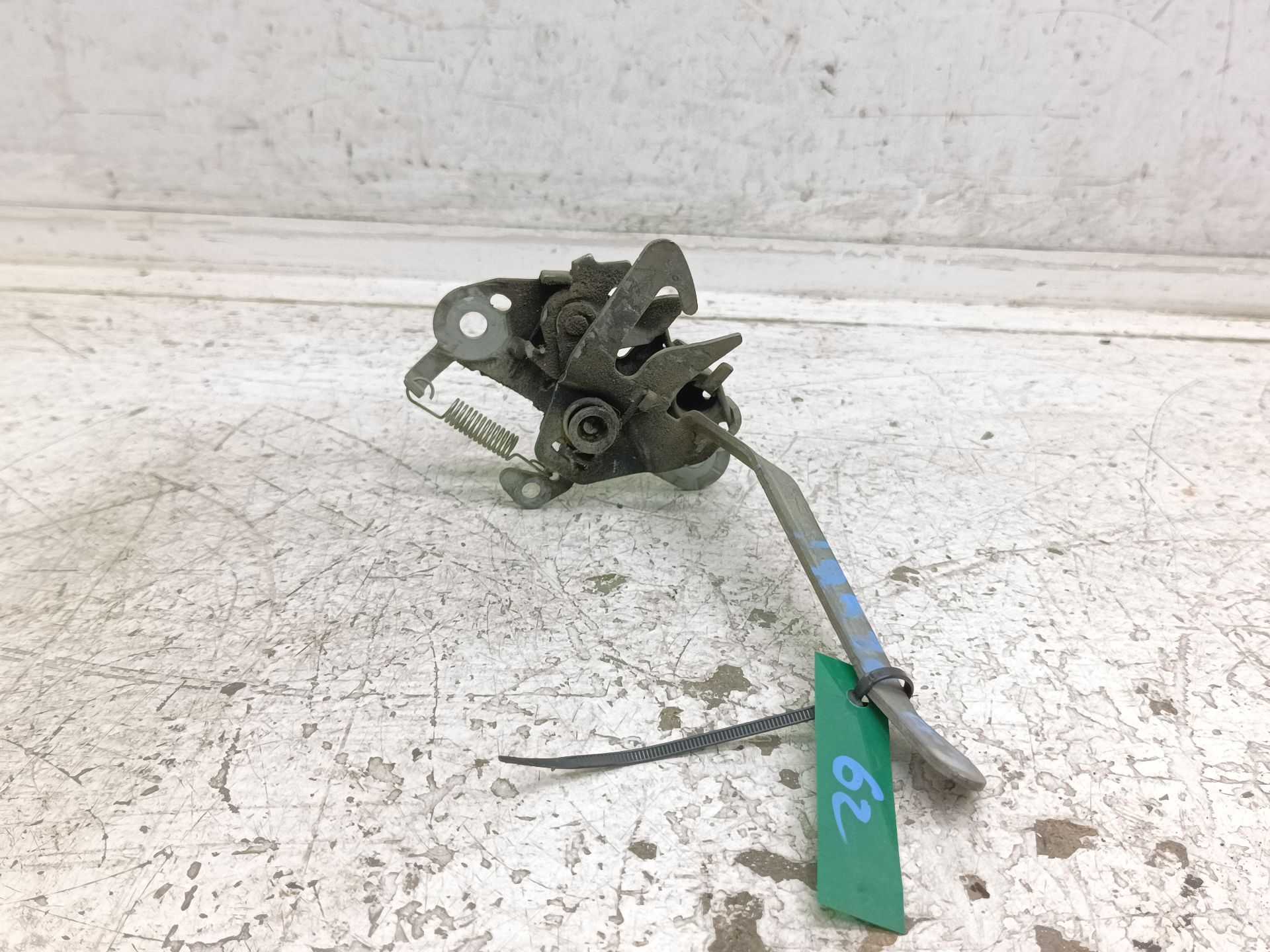Recambio de cerradura capo para citroën c4 picasso exclusive referencia OEM IAM B11512  