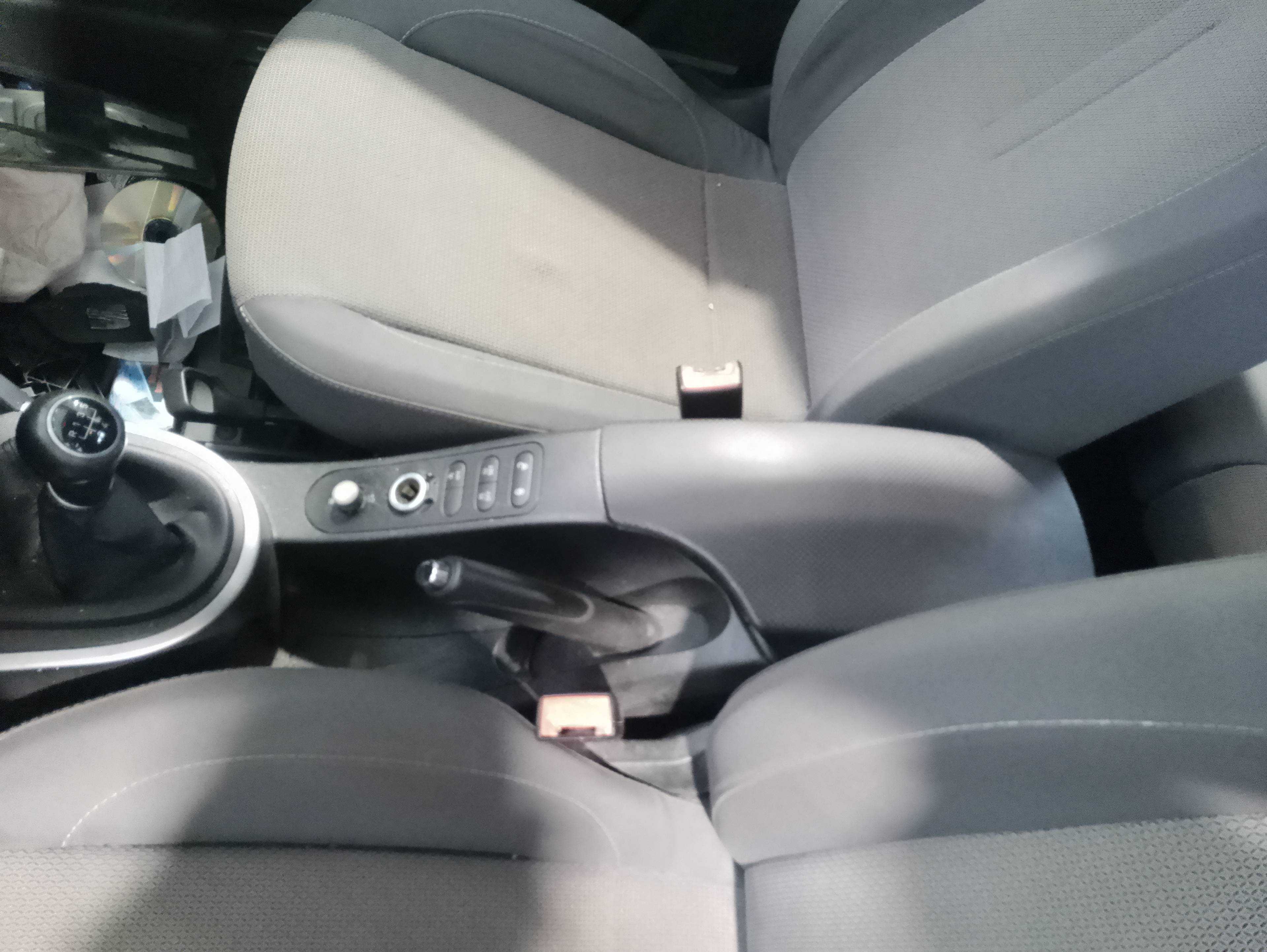 Recambio de apoyabrazos central para seat altea xl (5p5) reference ecomotive referencia OEM IAM   
