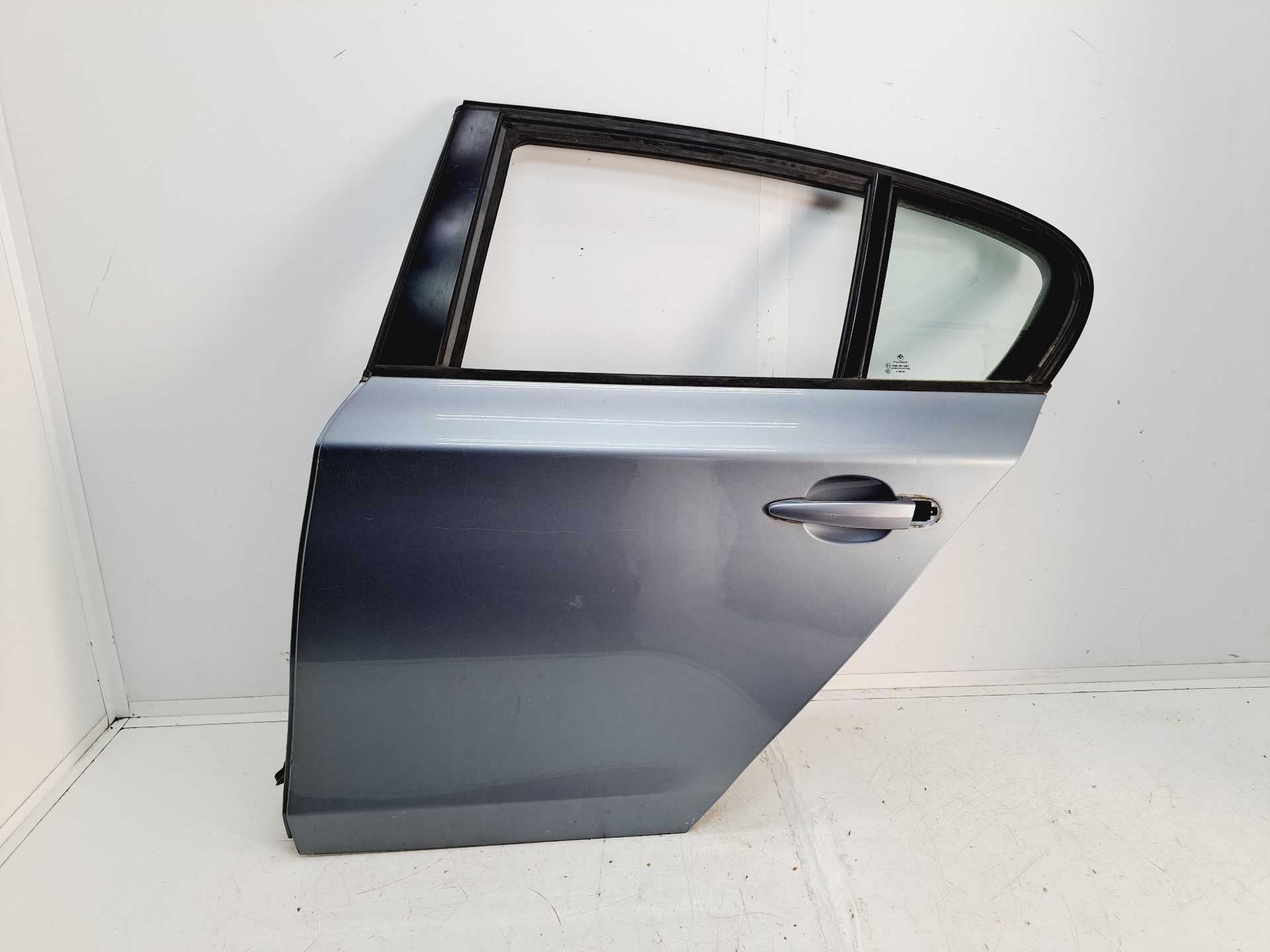 Recambio de puerta trasera izquierda para bmw serie 1 berlina (e81/e87) 118d referencia OEM IAM   