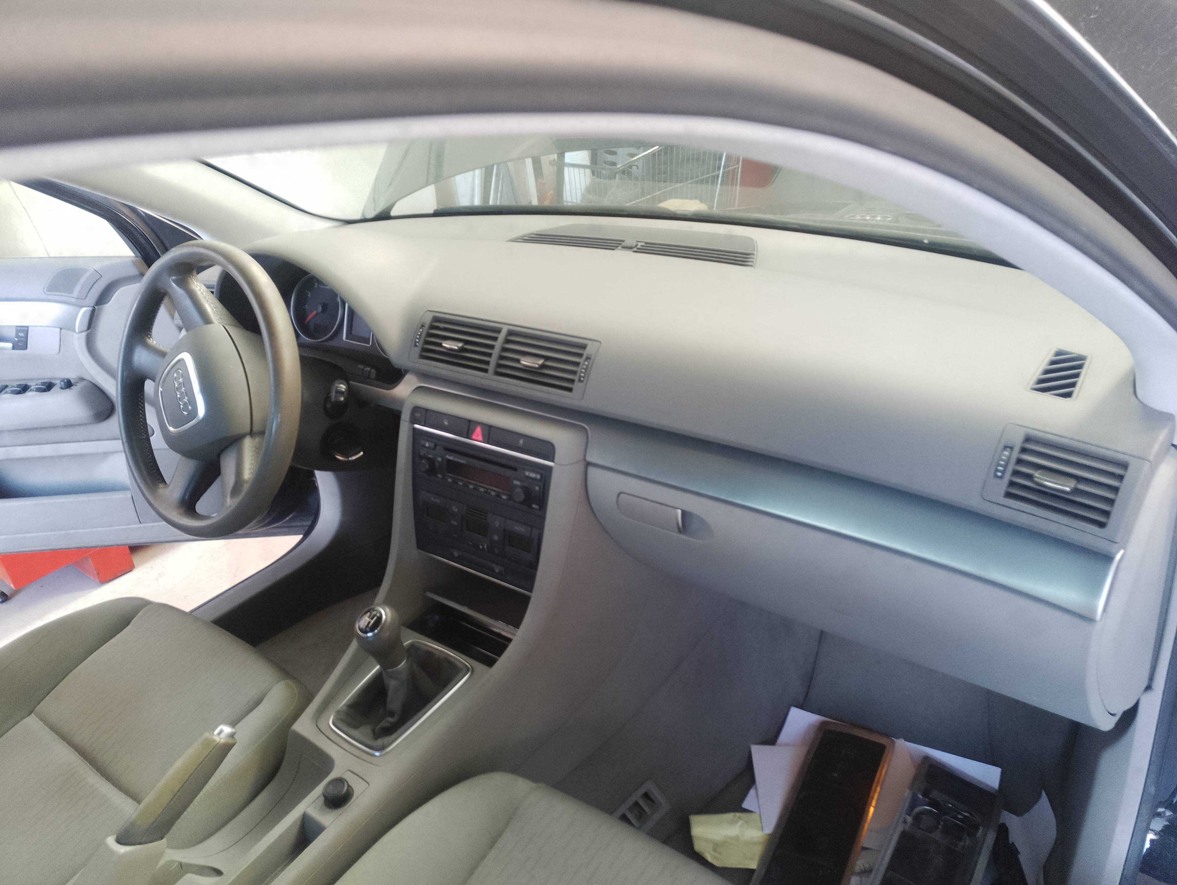 Recambio de salpicadero para audi a4 berlina (8e) 2.0 referencia OEM IAM   