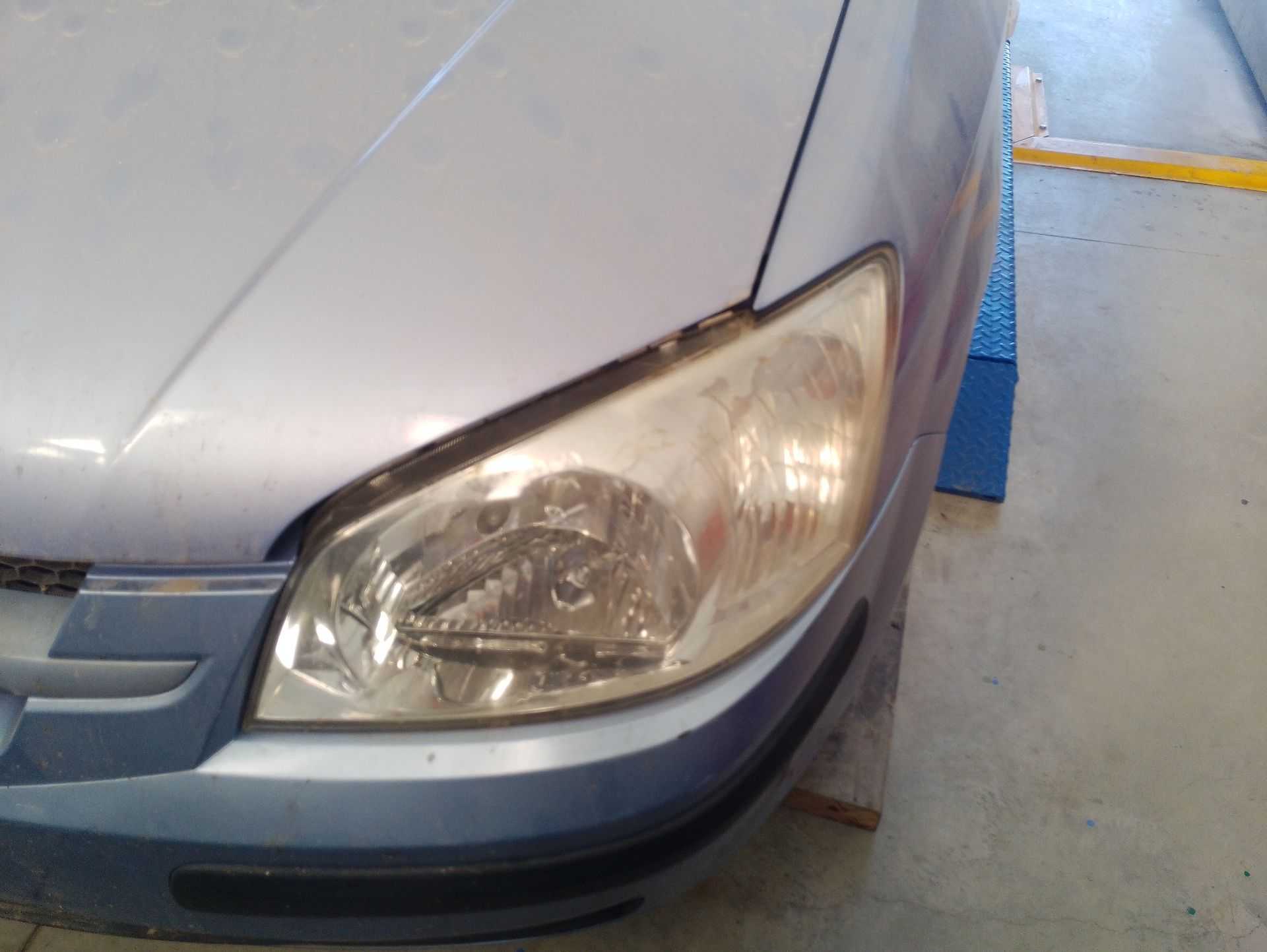 Recambio de faro izquierdo para hyundai getz (tb) 1.1 referencia OEM IAM 921011C030  