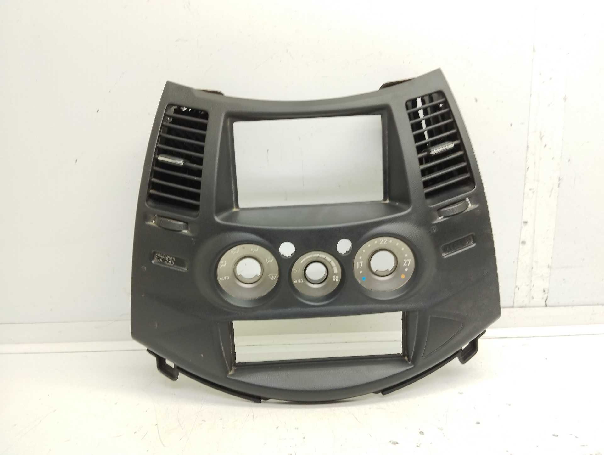 Recambio de embellecedor para mitsubishi grandis (na0w) 2.0 di-d cat referencia OEM IAM MN157315  