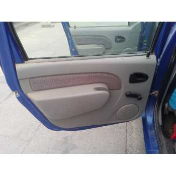 GUARNECIDO PUERTA TRASERA IZQUIERDA 