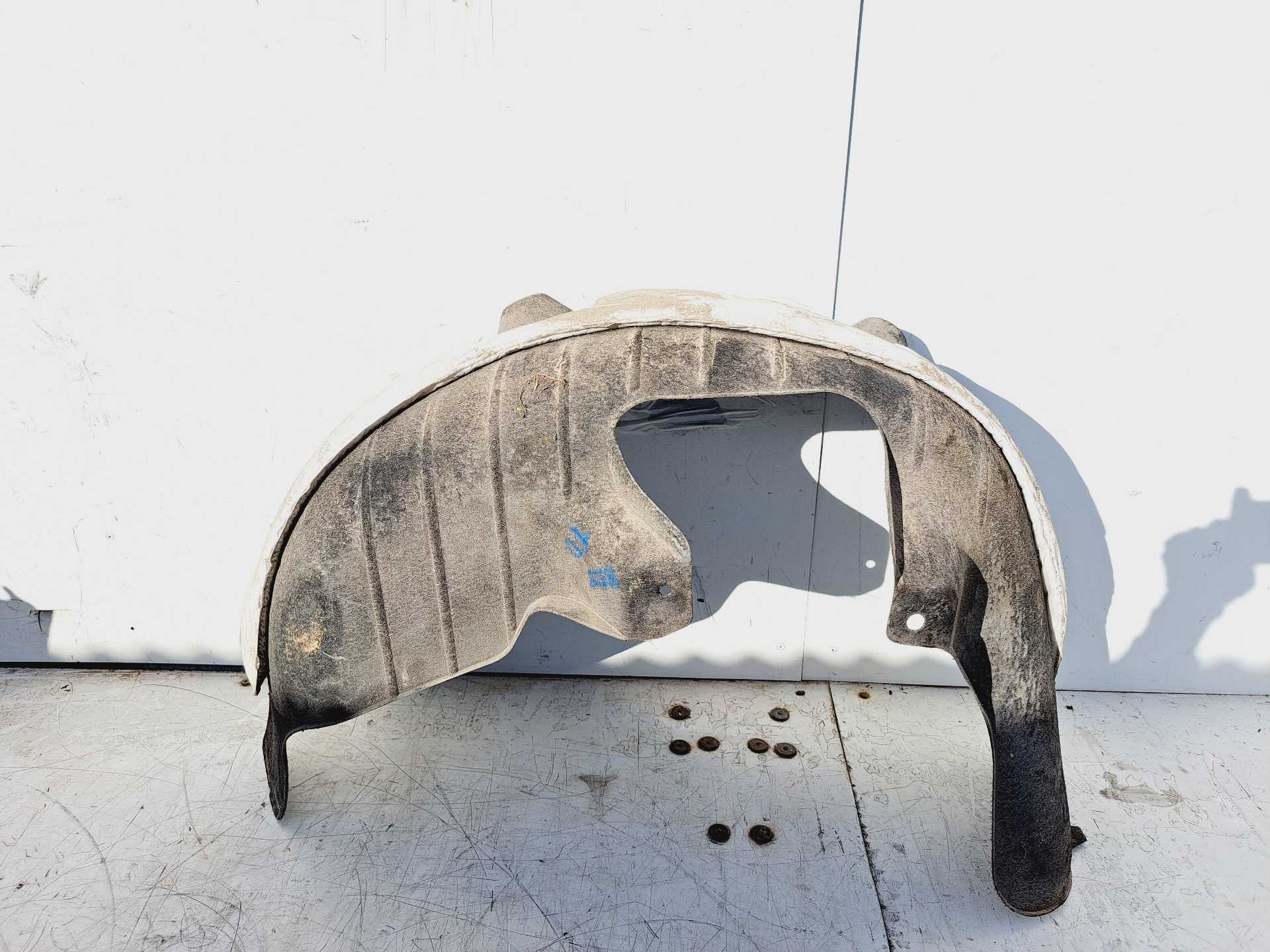 Recambio de paso rueda trasero derecho para hyundai tucson 1.6 crdi cat referencia OEM IAM   