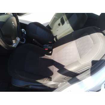 ASIENTO DELANTERO IZQUIERDO 
