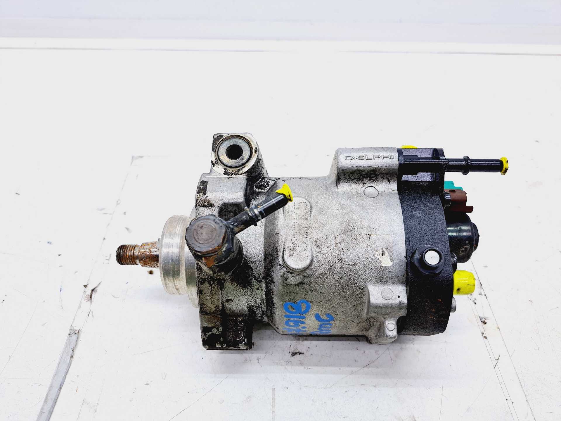 Recambio de bomba inyeccion para ssangyong kyron 2.0 referencia OEM IAM 9044z051a 1128909MYE DELPHI